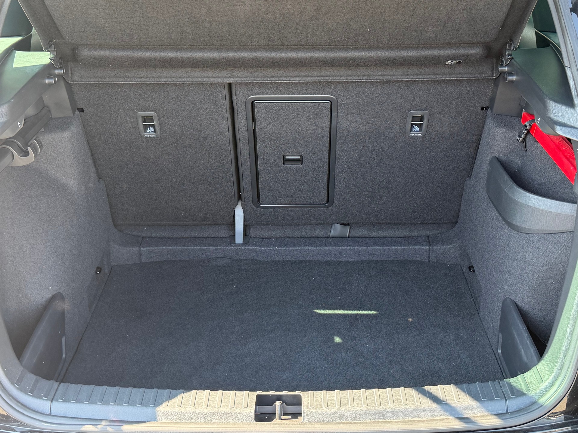 SKODA Karoq 1.5 TSI SportLine DSG-image-8