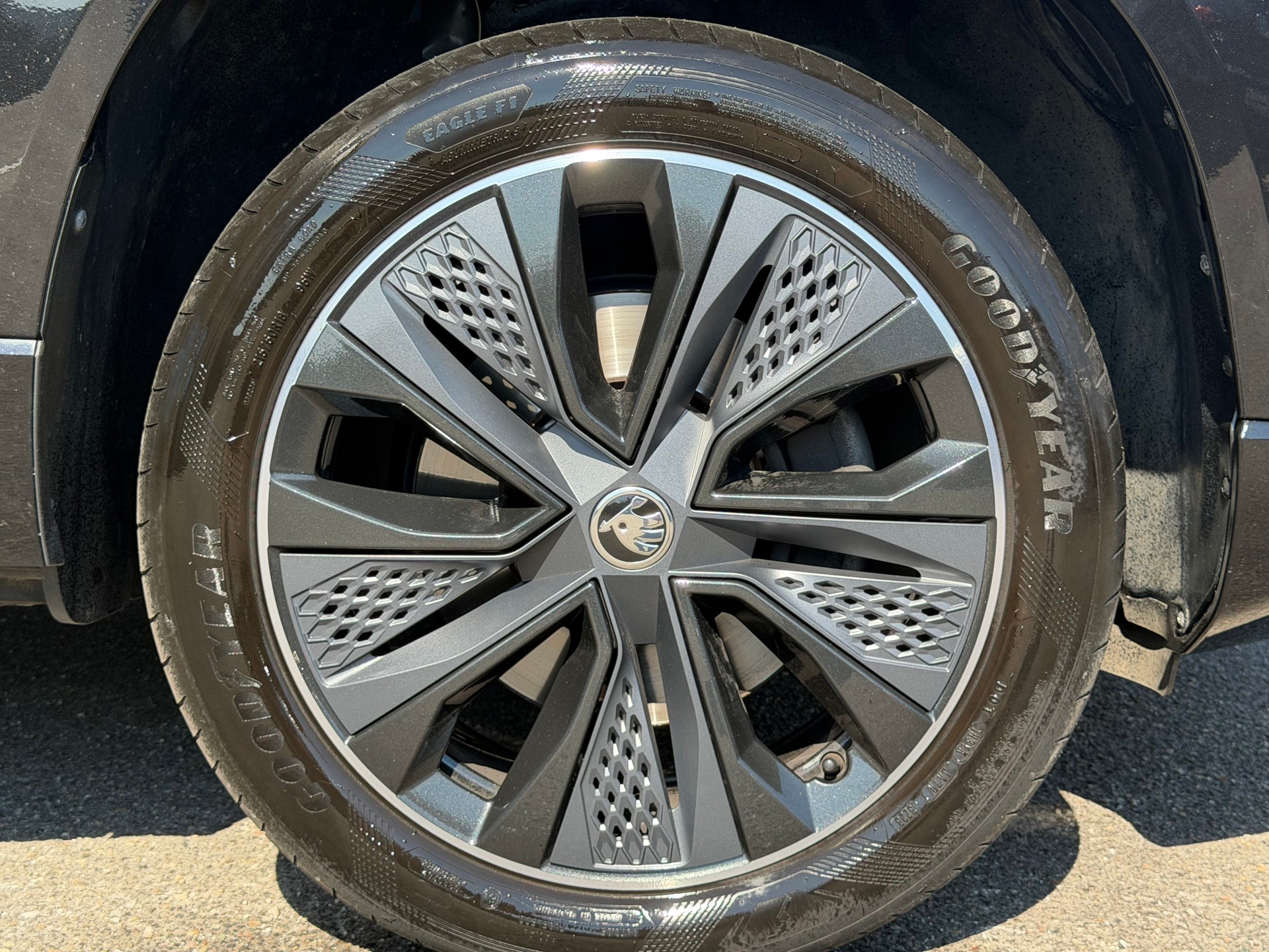 SKODA Karoq 1.5 TSI SportLine DSG-image-5