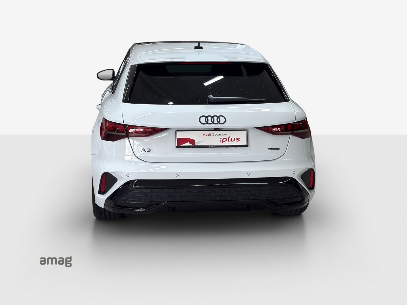 AUDI A3 Sportback TFSI 150 kW quattro S line S tronic-showroom-element-3