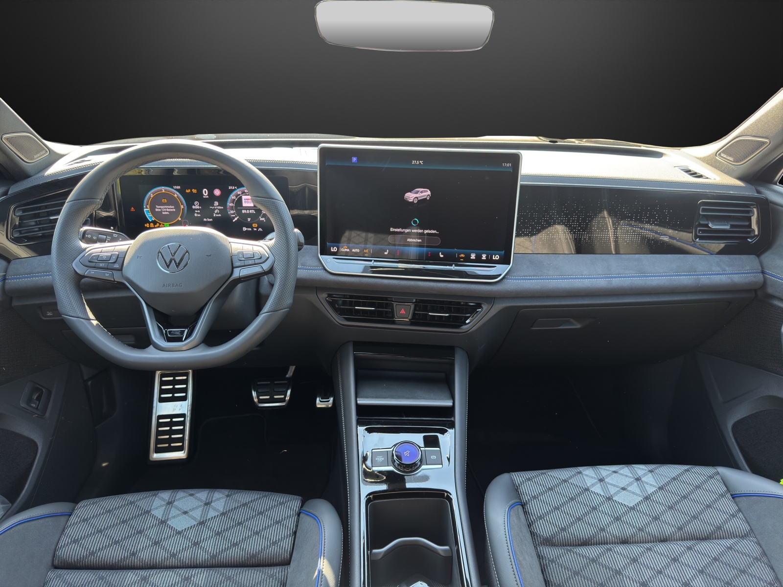 VW Tiguan 2.0 TDI SCR R-Line 4Motion DSG-image-9