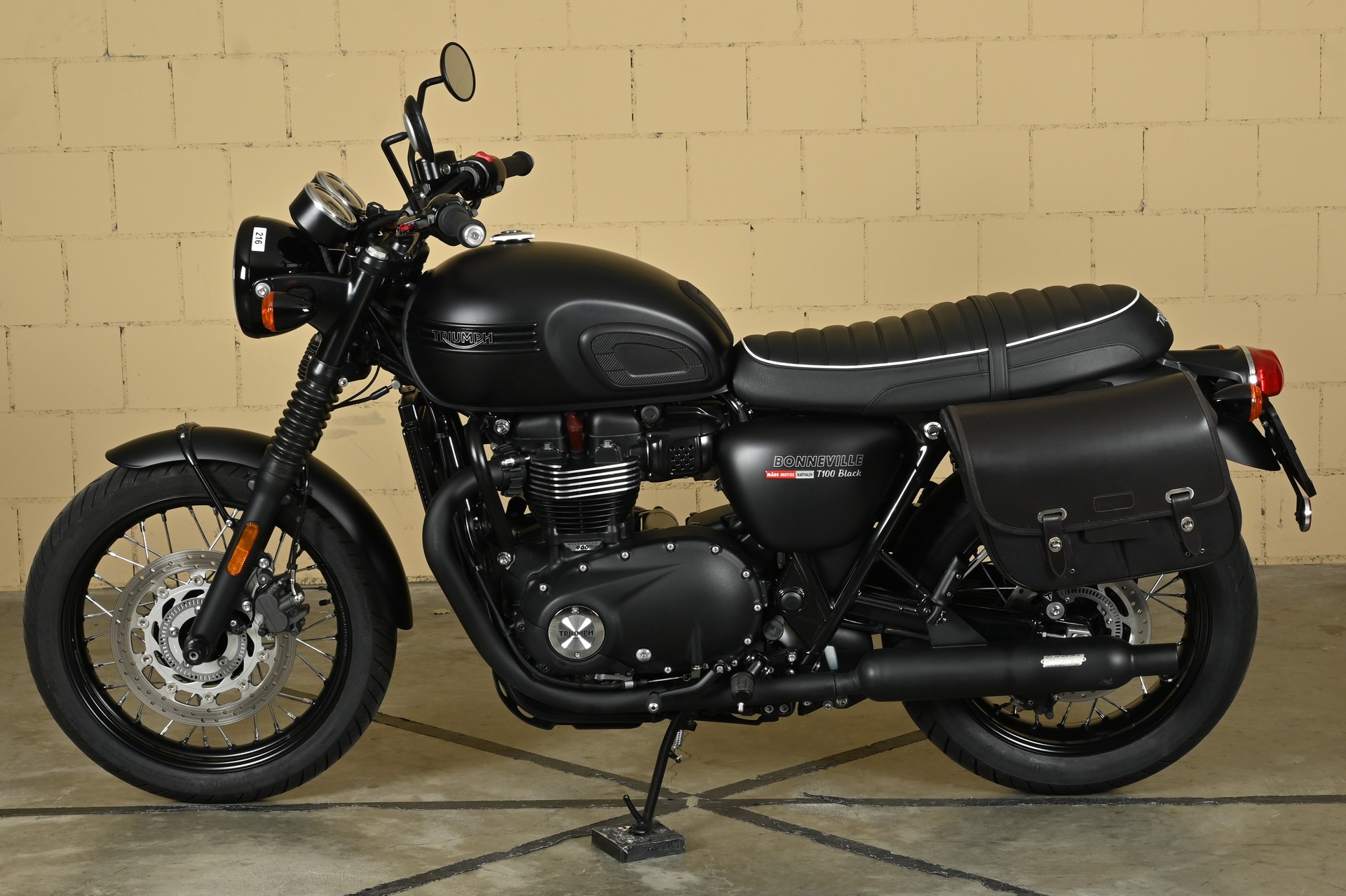 TRIUMPH Bonneville 900 T 100 ABS-image-9