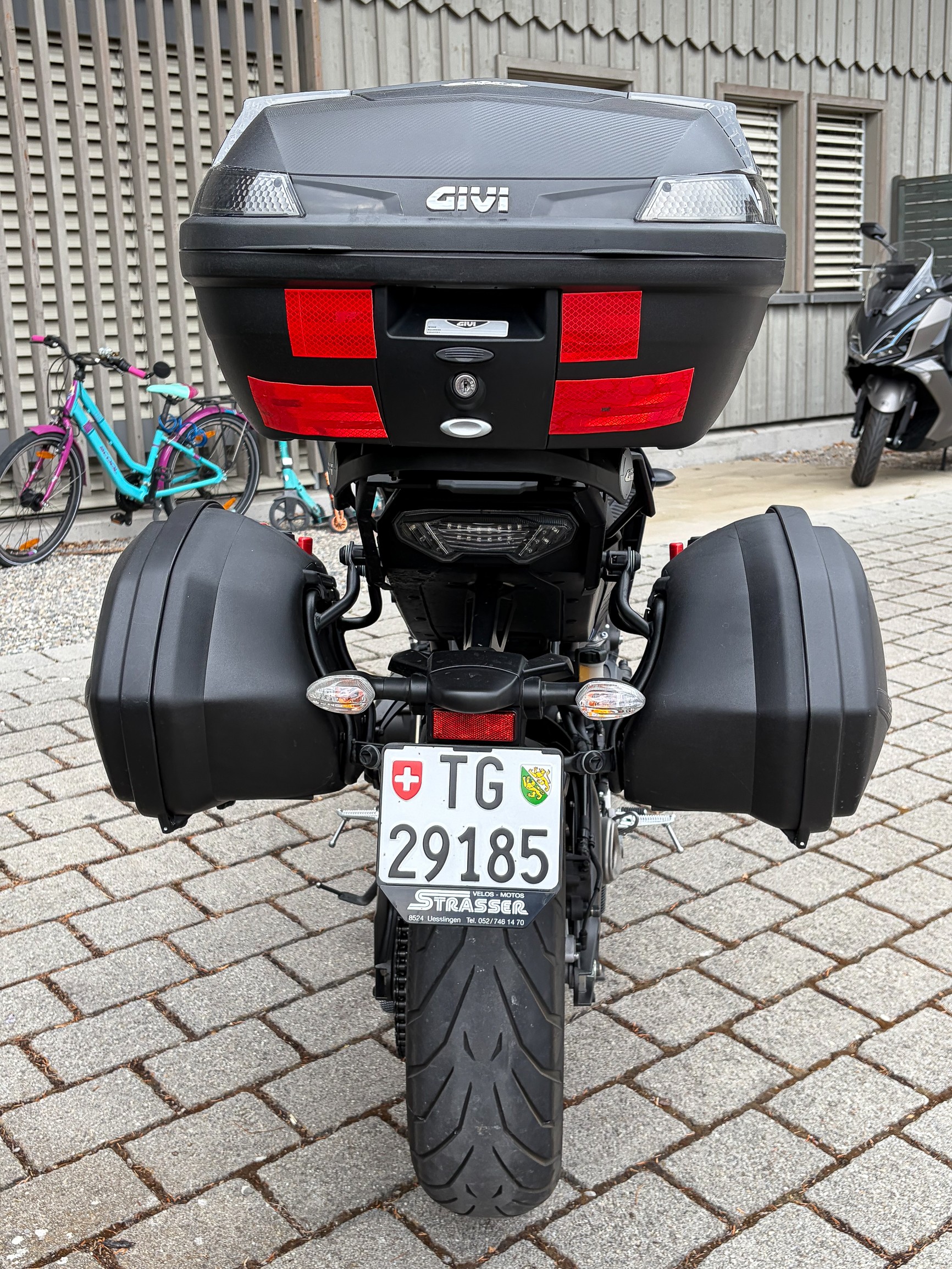 YAMAHA MT-09 ABS-image-3