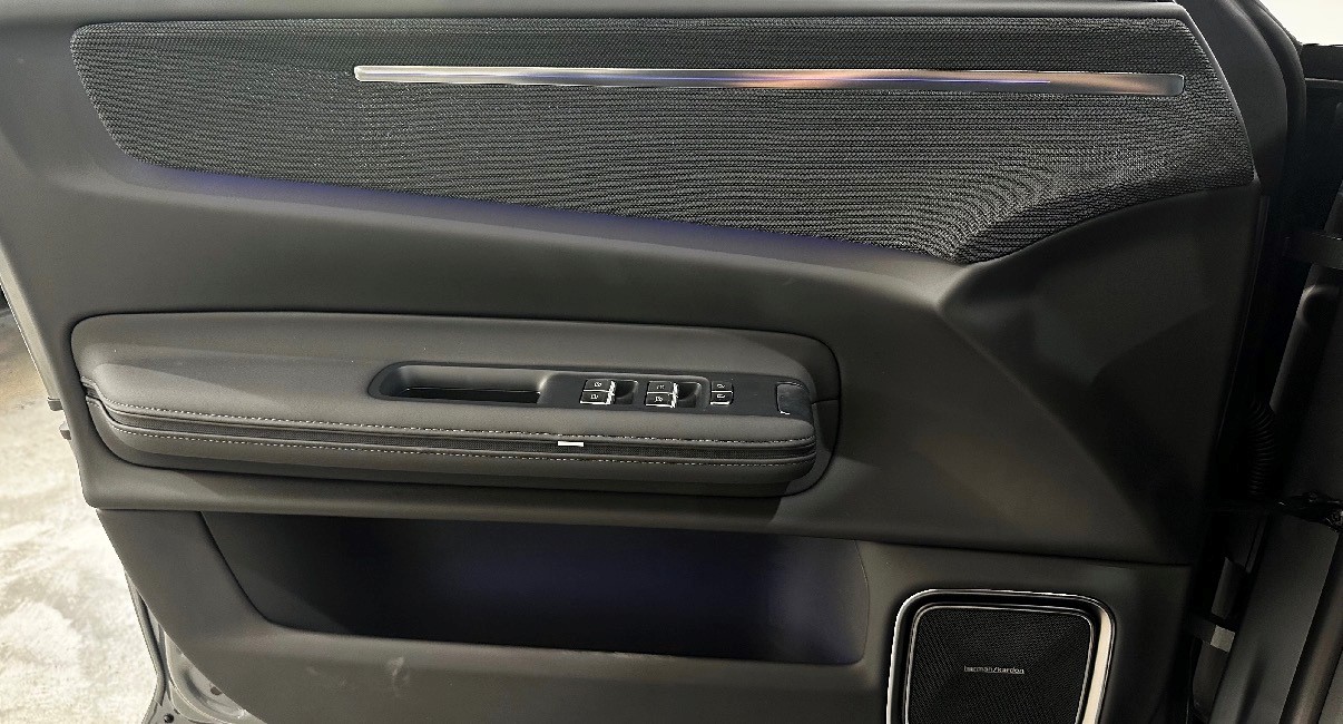 POLESTAR 4 Long Range Dual Motor Prime-image-10