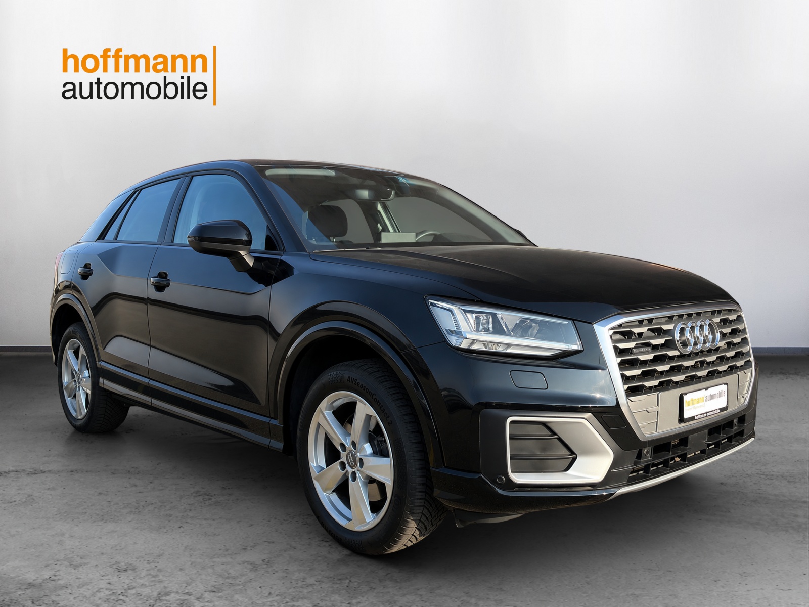 AUDI Q2 2.0 TFSI sport quattro S-tronic-showroom-element-2