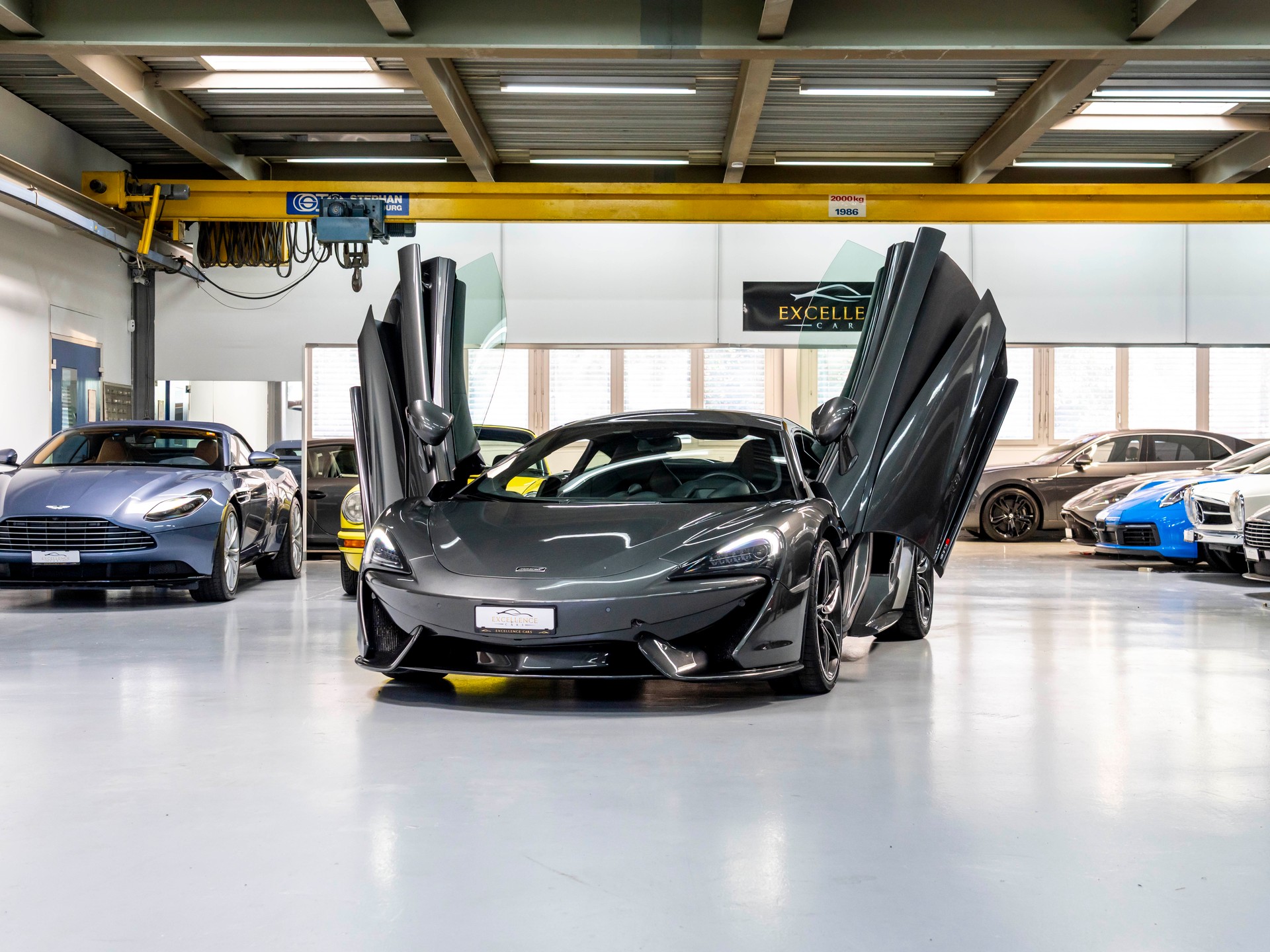 McLAREN 570S Coupé 3.8 V8 SSG-showroom-element-3