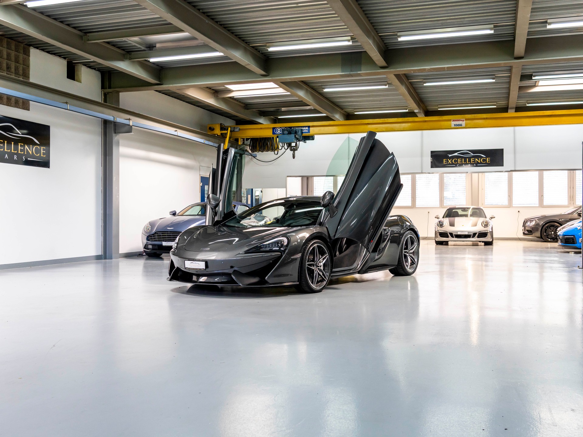 McLAREN 570S Coupé 3.8 V8 SSG-showroom-element-1