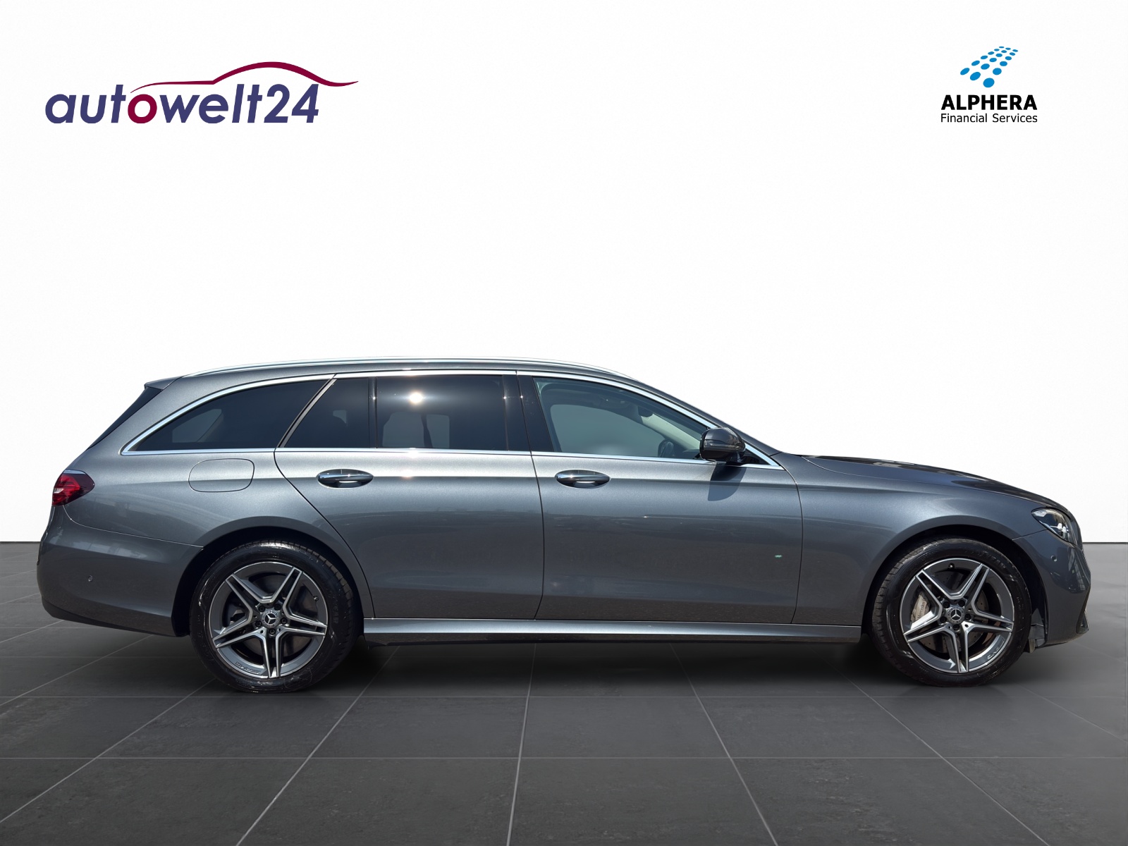 MERCEDES-BENZ E 300 de T 4Matic AMG Line 9G-Tronic-showroom-element-3