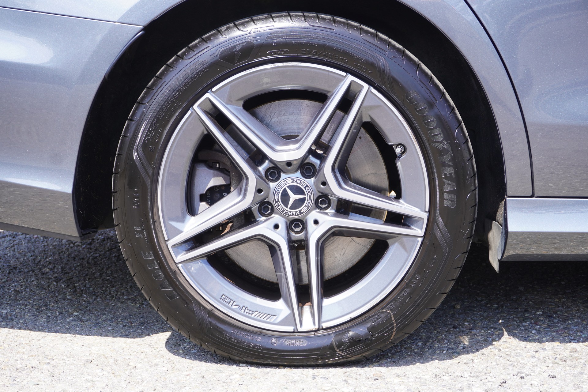MERCEDES-BENZ E 300 de T 4Matic AMG Line 9G-Tronic-image-8