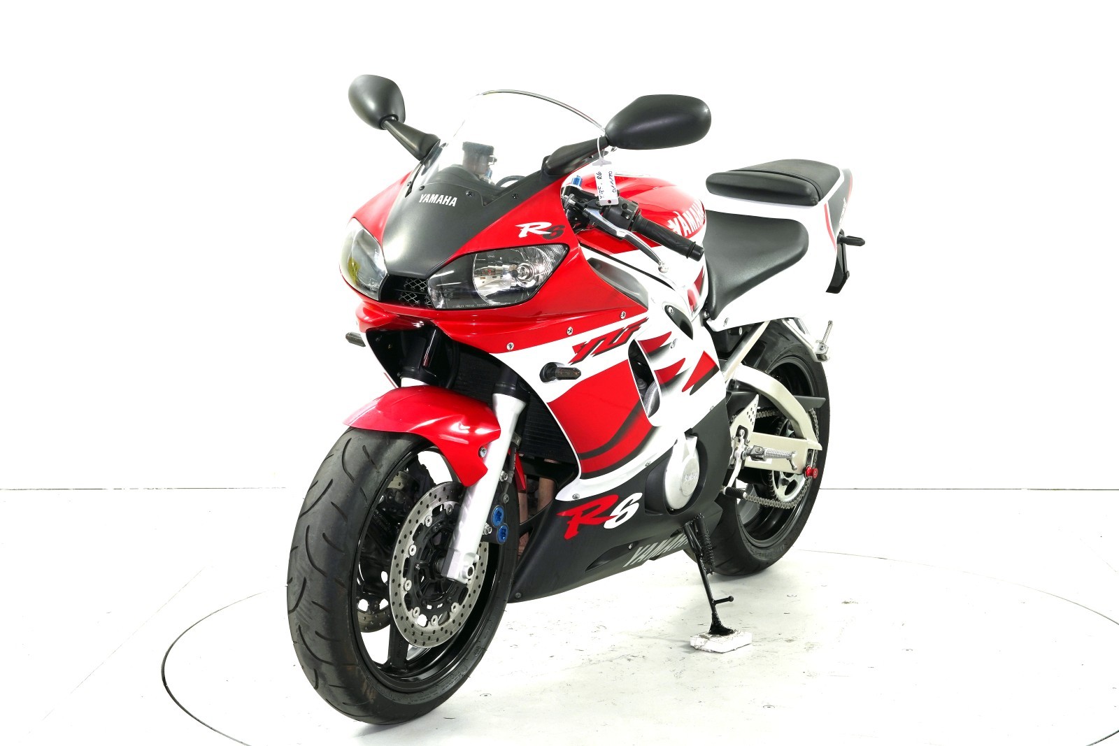 YAMAHA YZF-R6-image-2