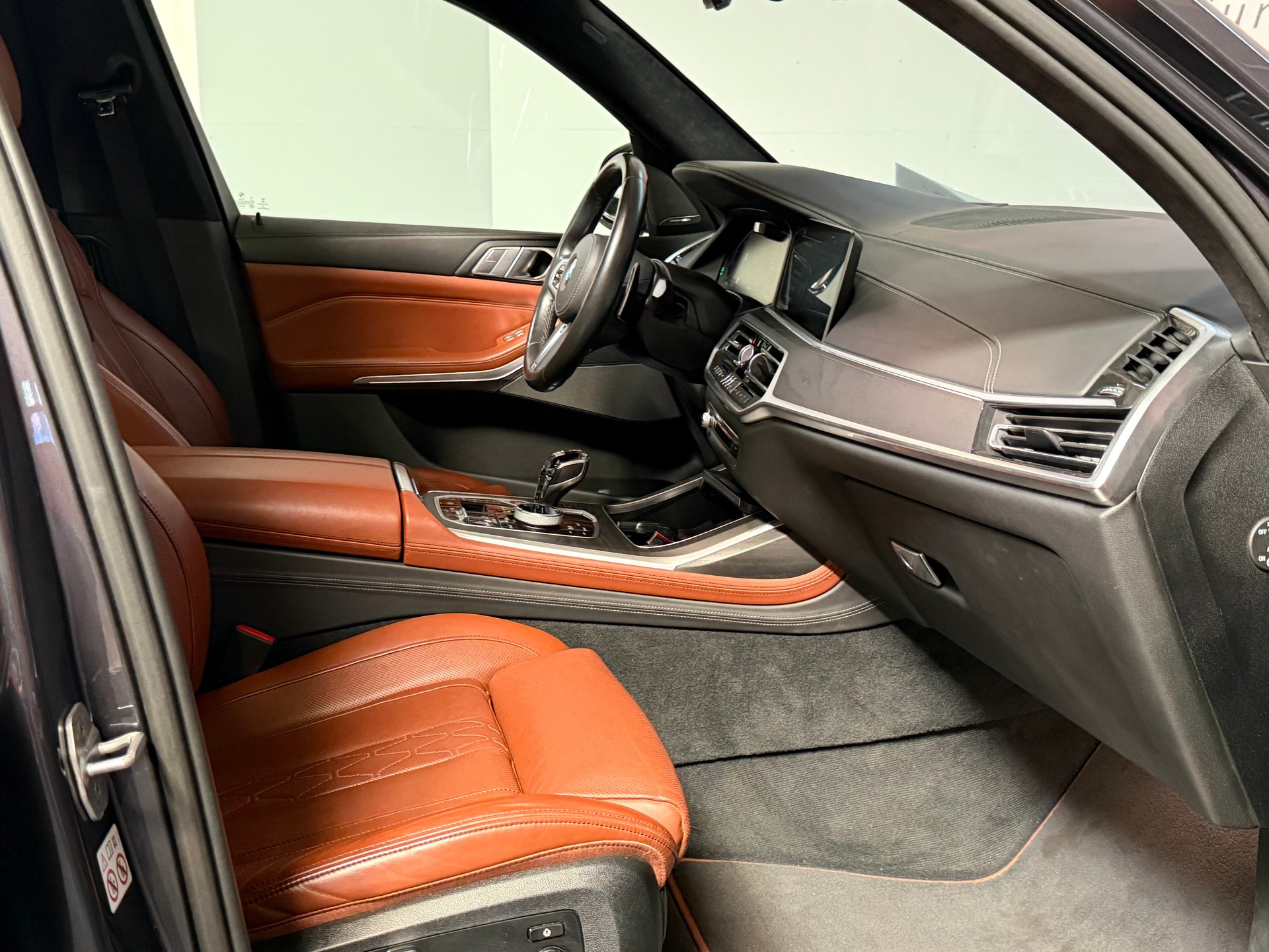 BMW X7 xDrive 30d Steptronic-image-35