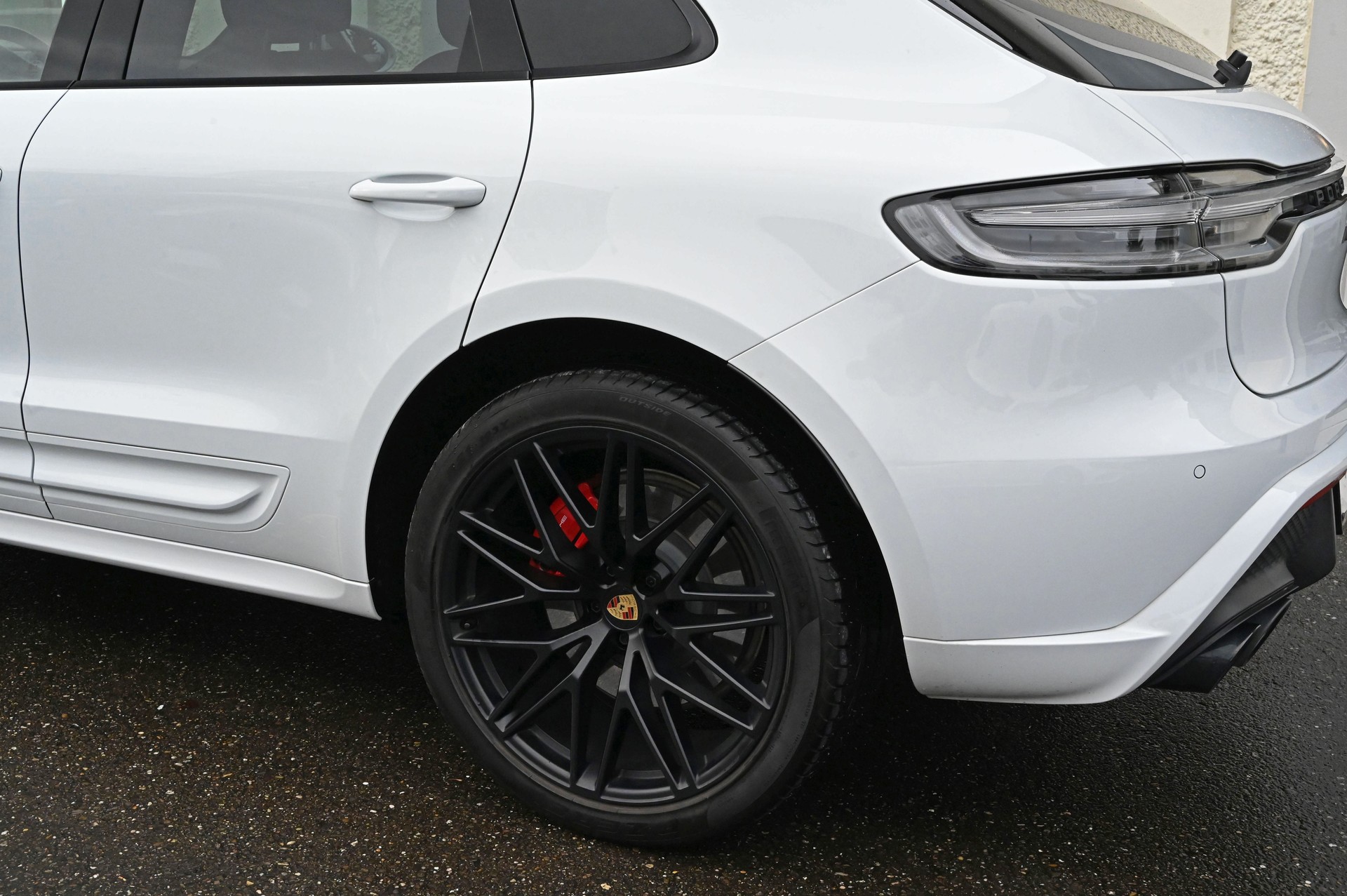 PORSCHE Macan GTS PDK **Approved-Garantie**-image-6
