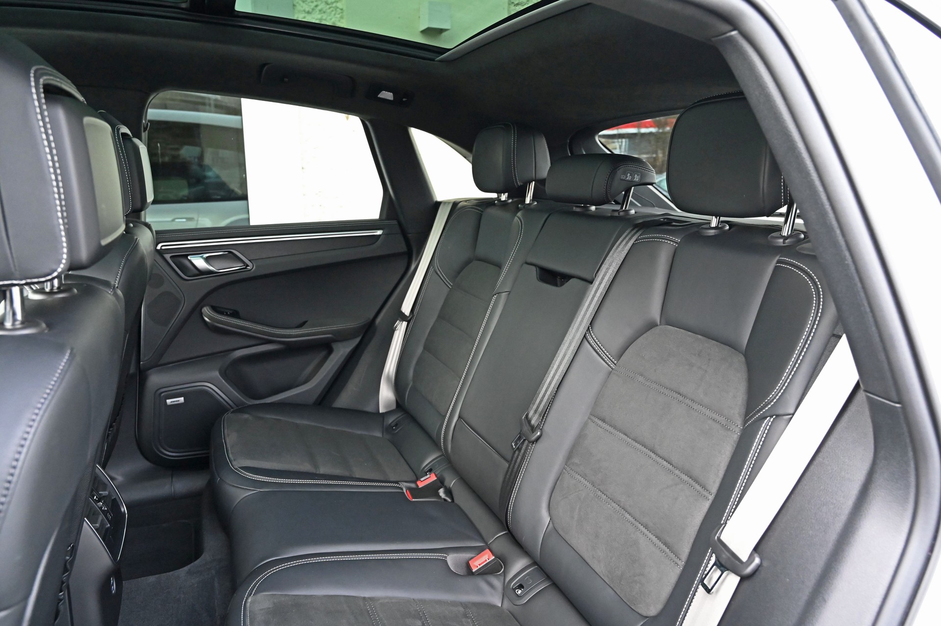 PORSCHE Macan GTS PDK **Approved-Garantie**-image-18