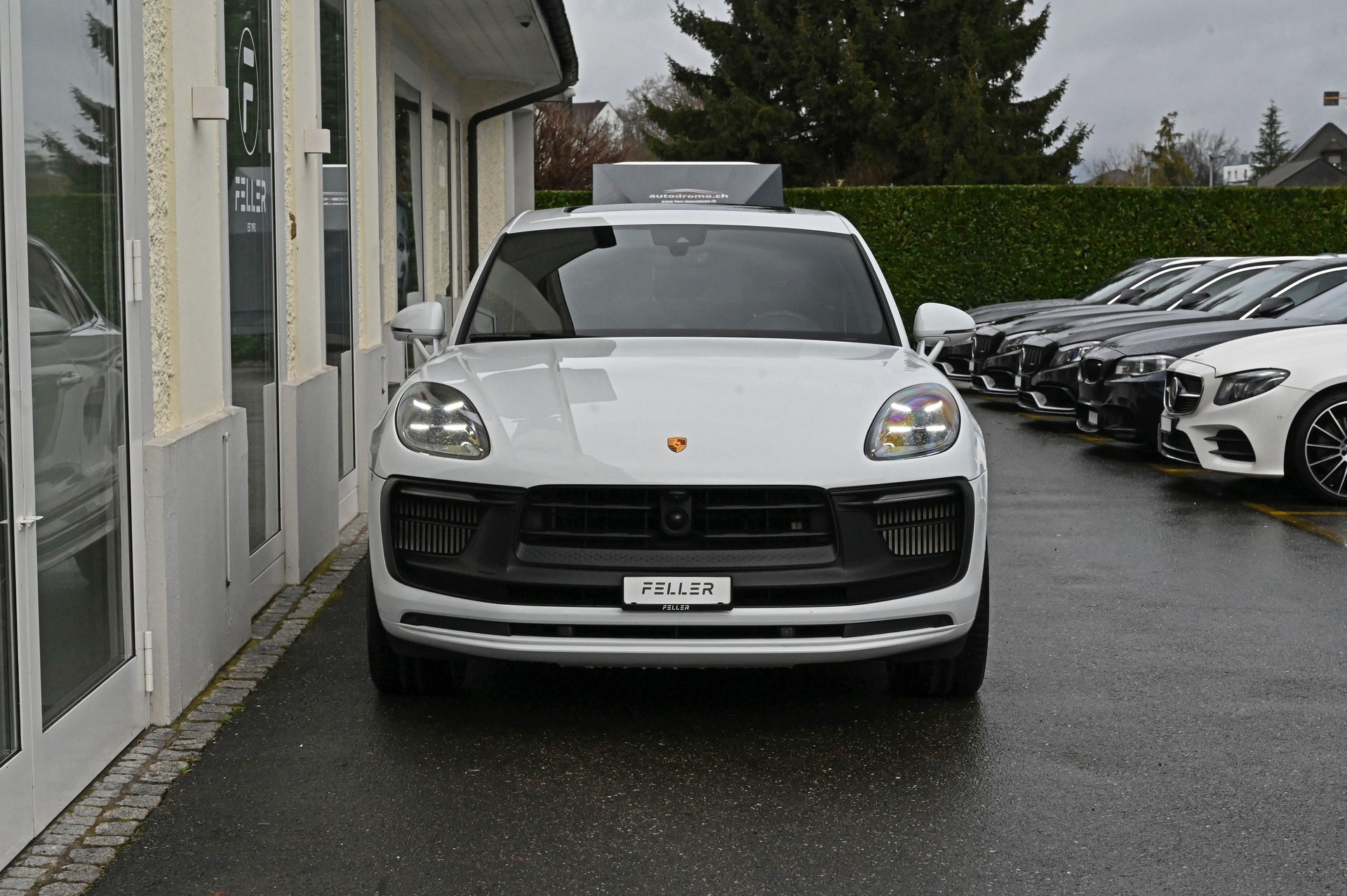 PORSCHE Macan GTS PDK **Approved-Garantie**-showroom-element-2