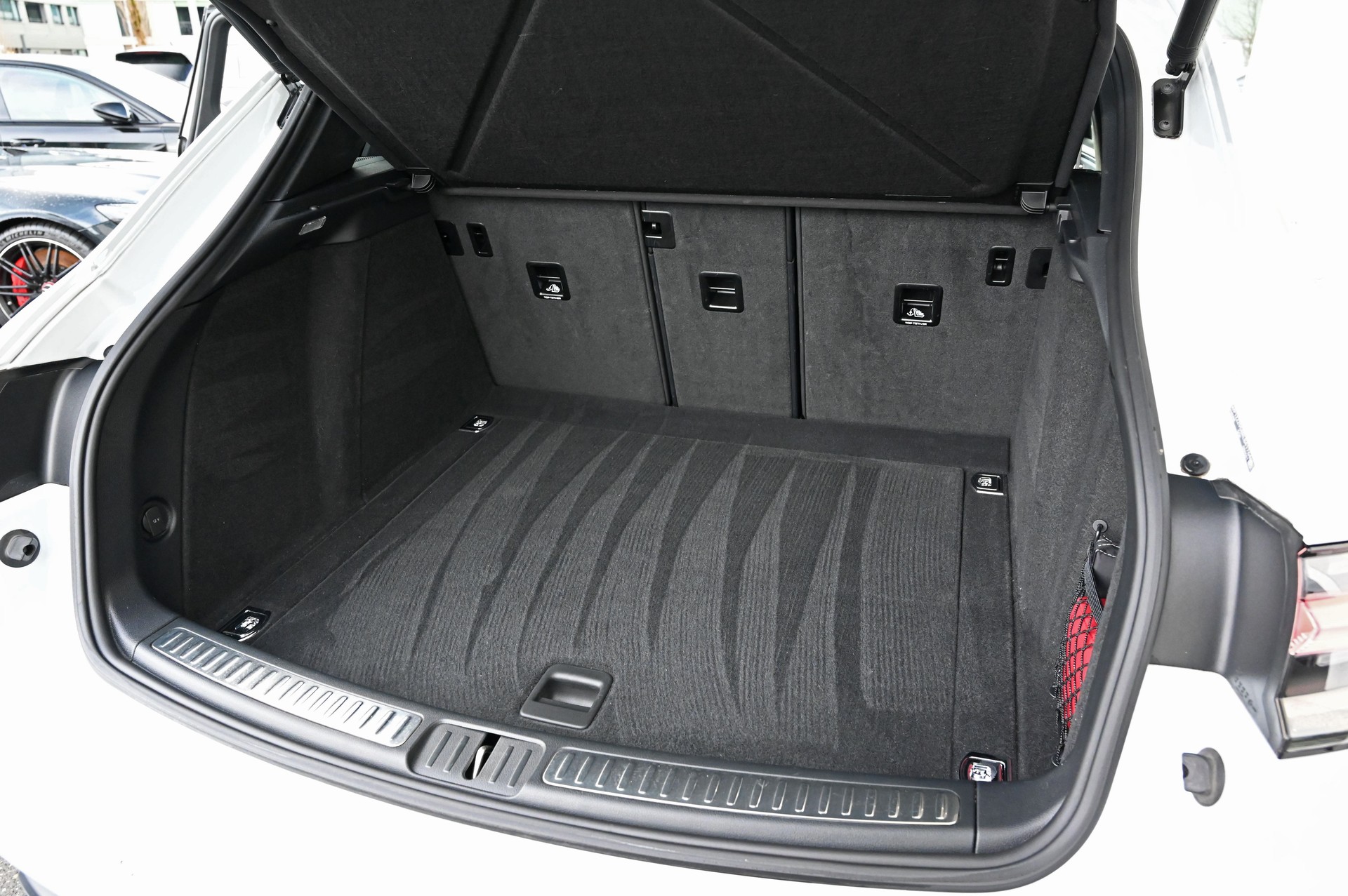 PORSCHE Macan GTS PDK **Approved-Garantie**-image-19