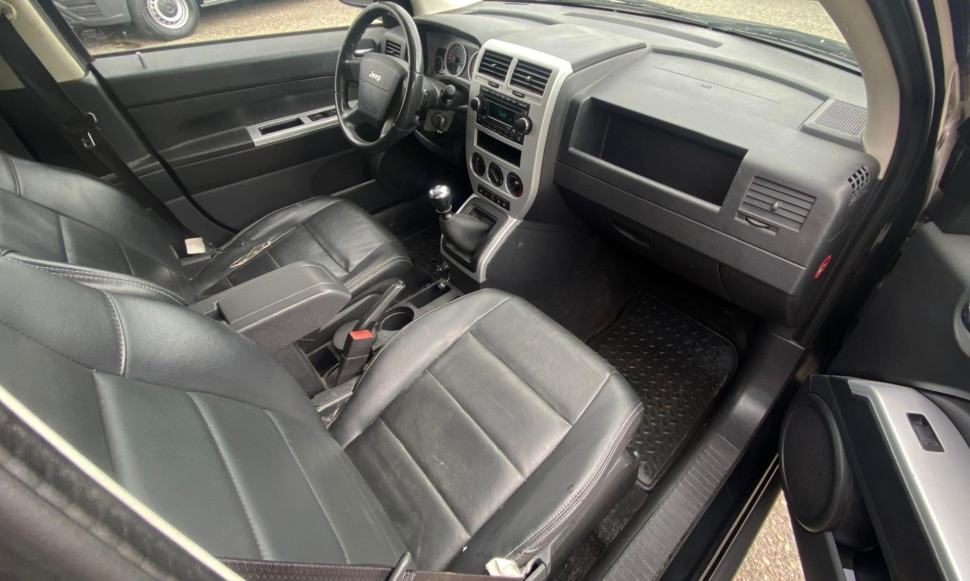 JEEP Compass 2.0 CRD Limited-image-9