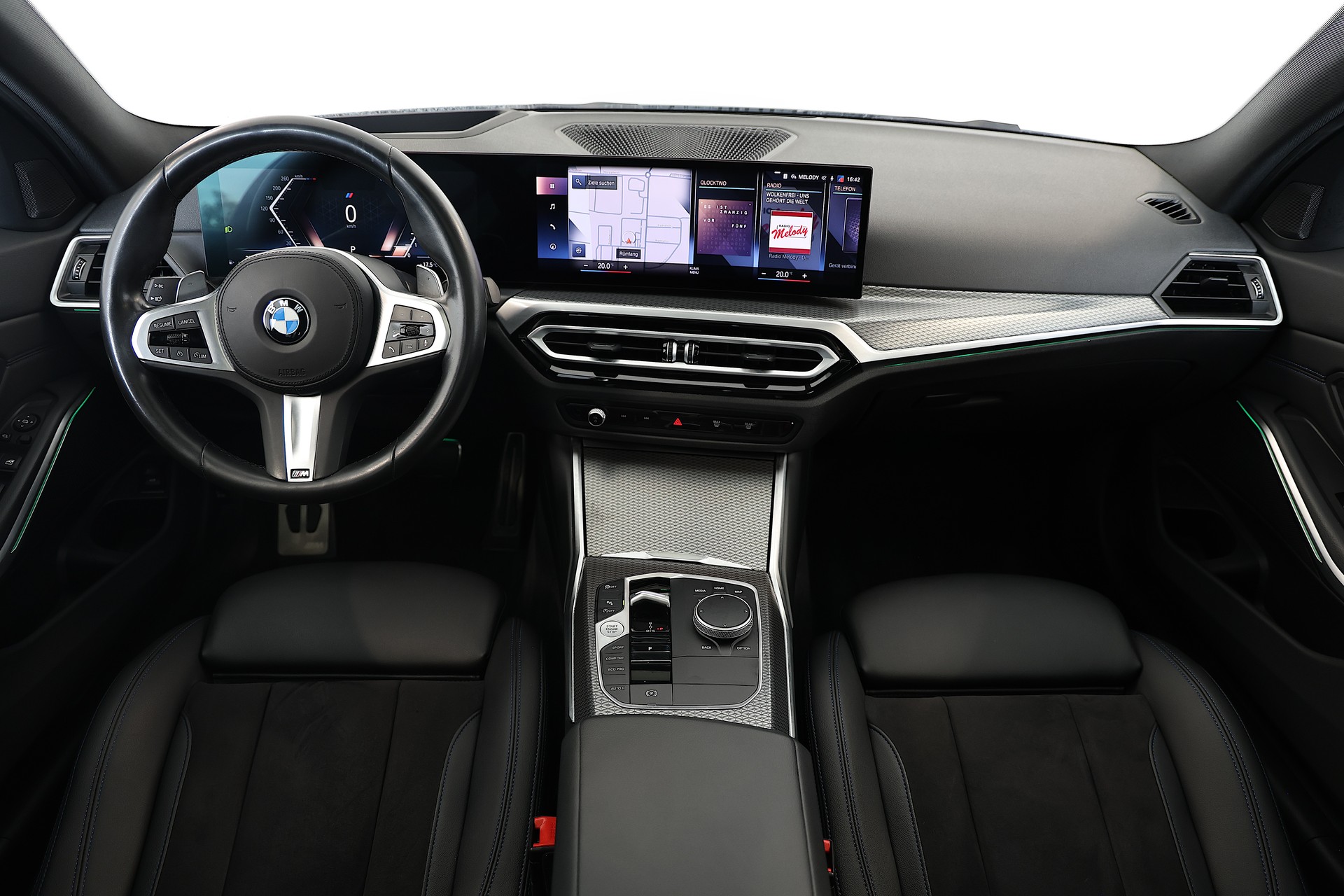 BMW 330i M-Sport xDrive SAG Touring-image-10