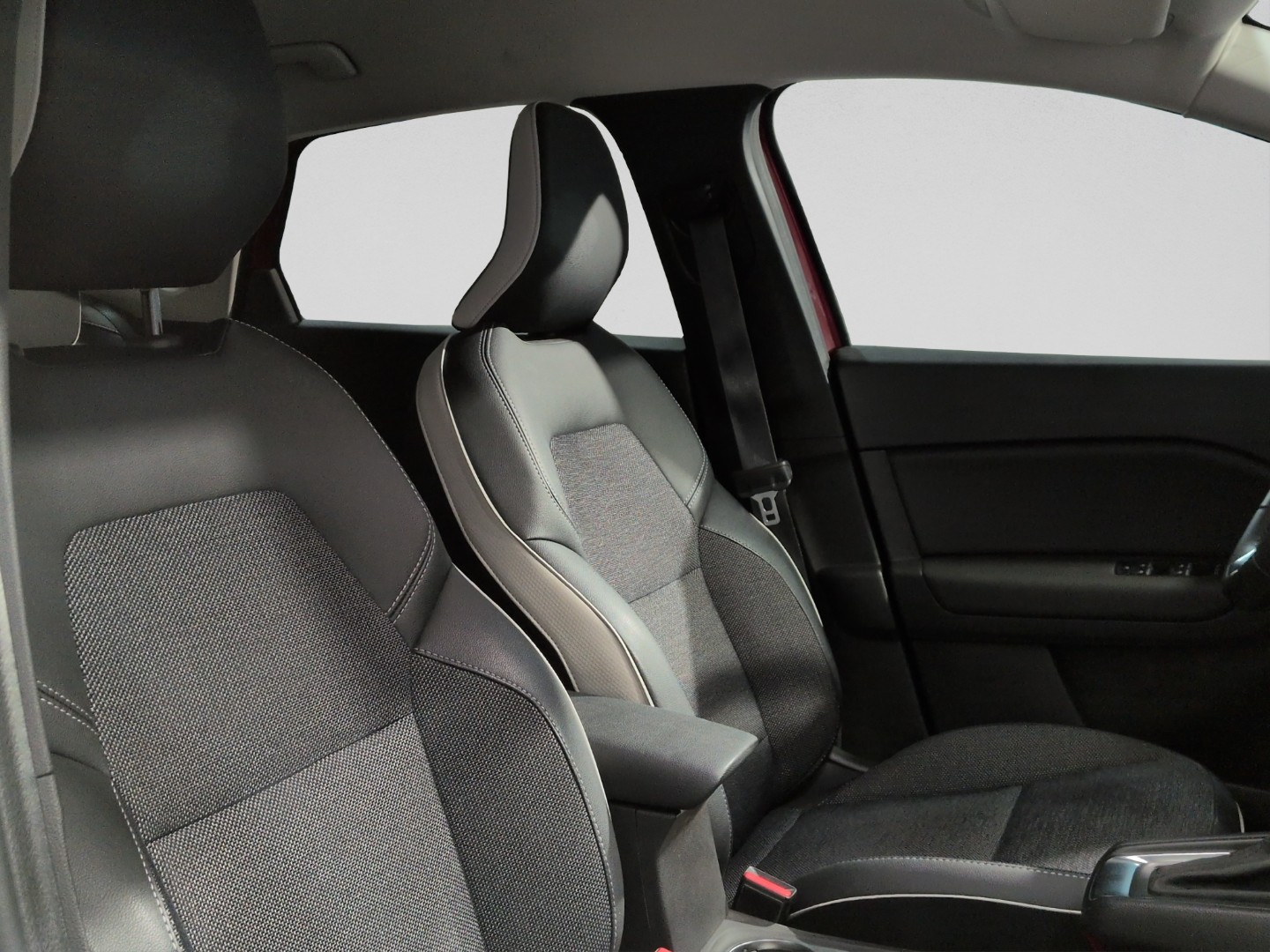 RENAULT Captur 1.3 TCe EDC Intens EDC-image-16