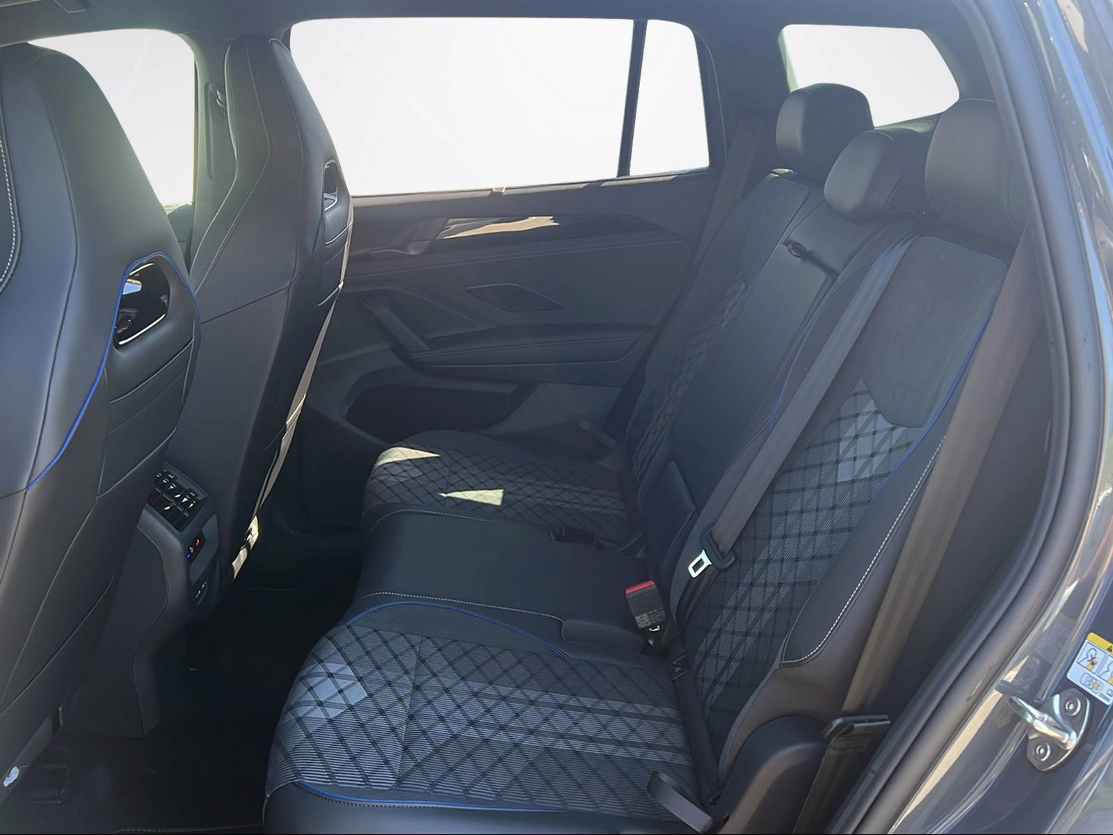VW Tayron R-Line United 2.0TSI 204CH 4motion-image-9