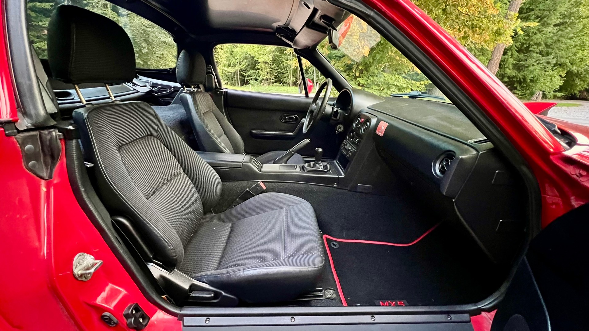 MAZDA MX-5 1.6i-image-13