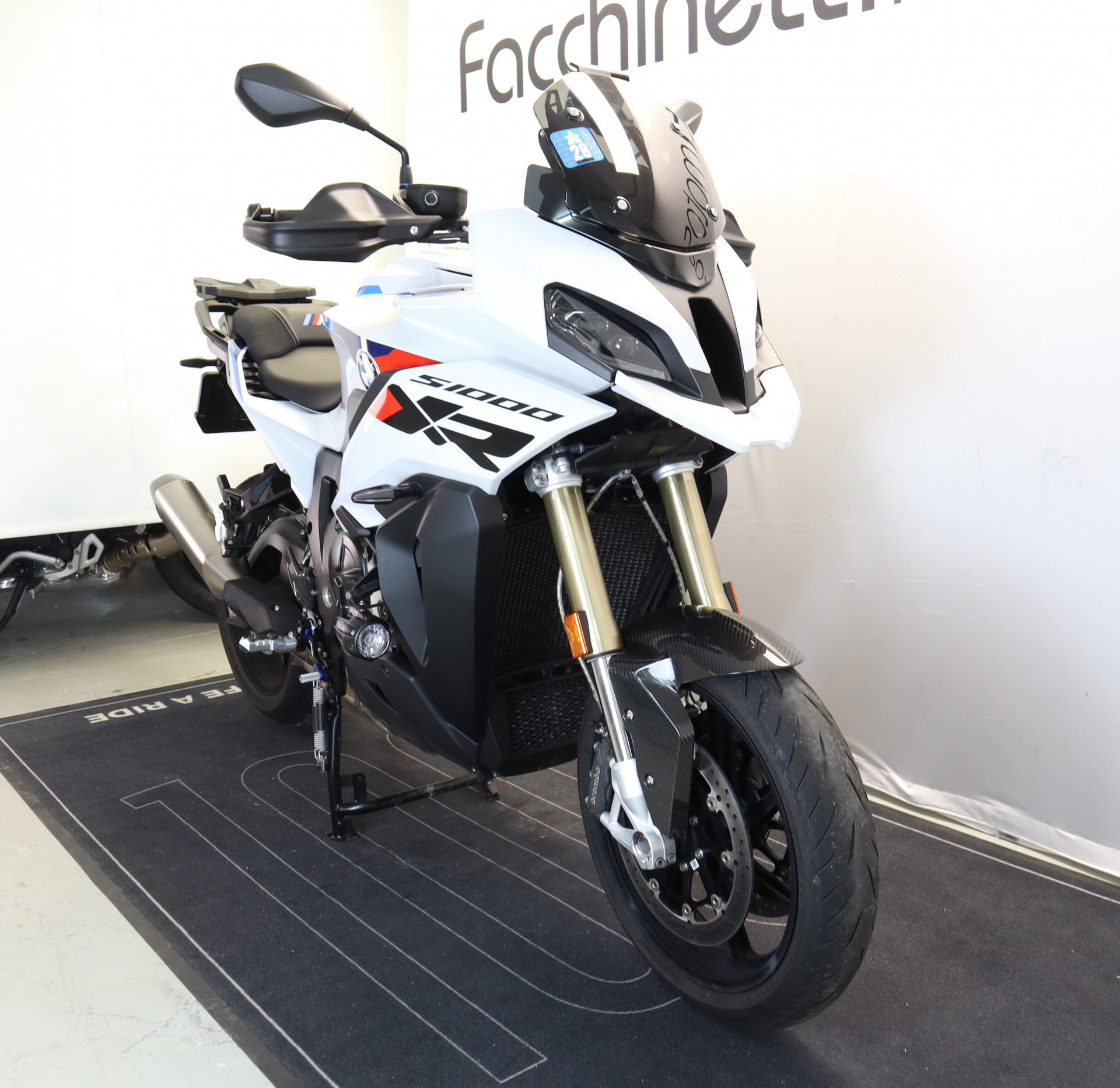 BMW S 1000 XR M-image-2