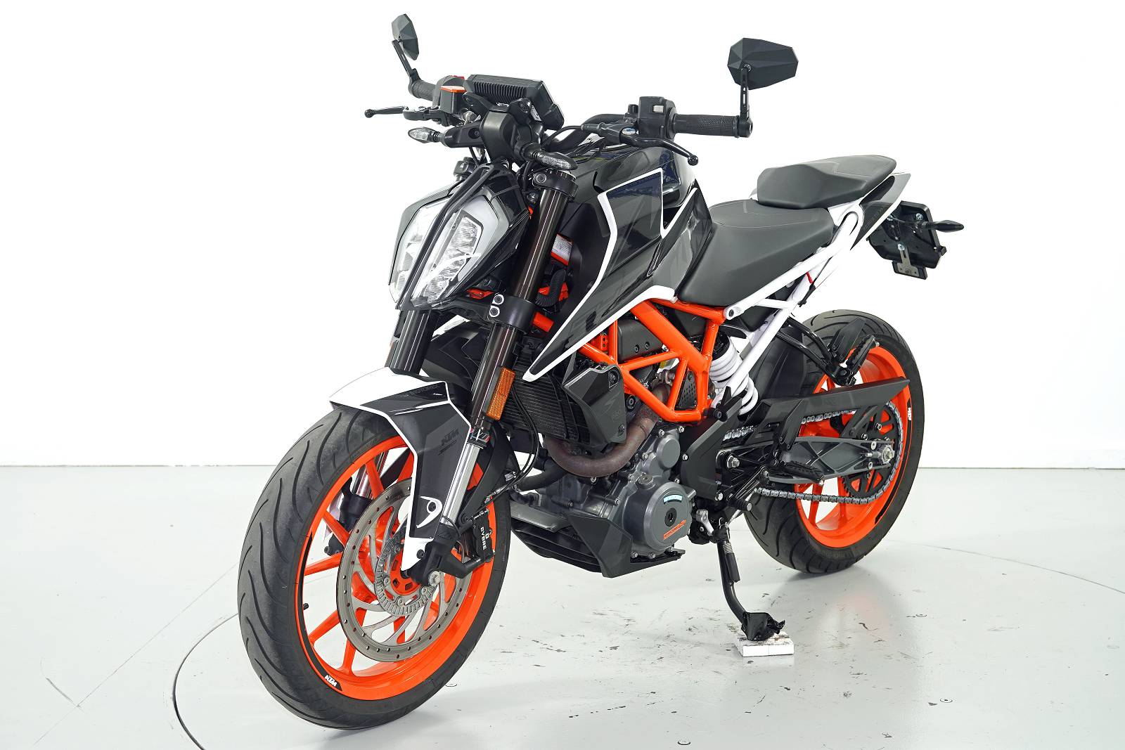 KTM 390 Duke ABS-image-2