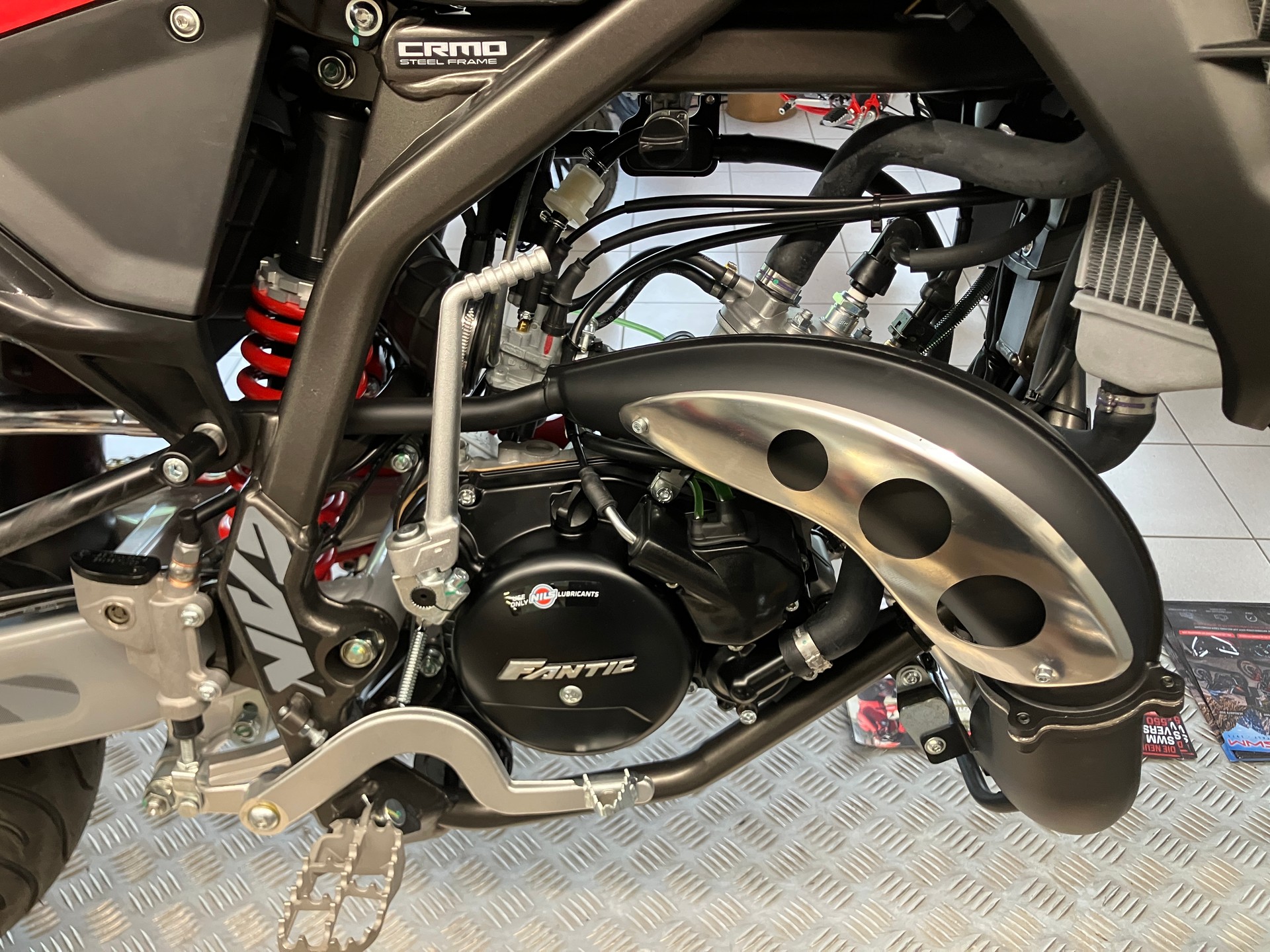FANTIC Performance-image-1