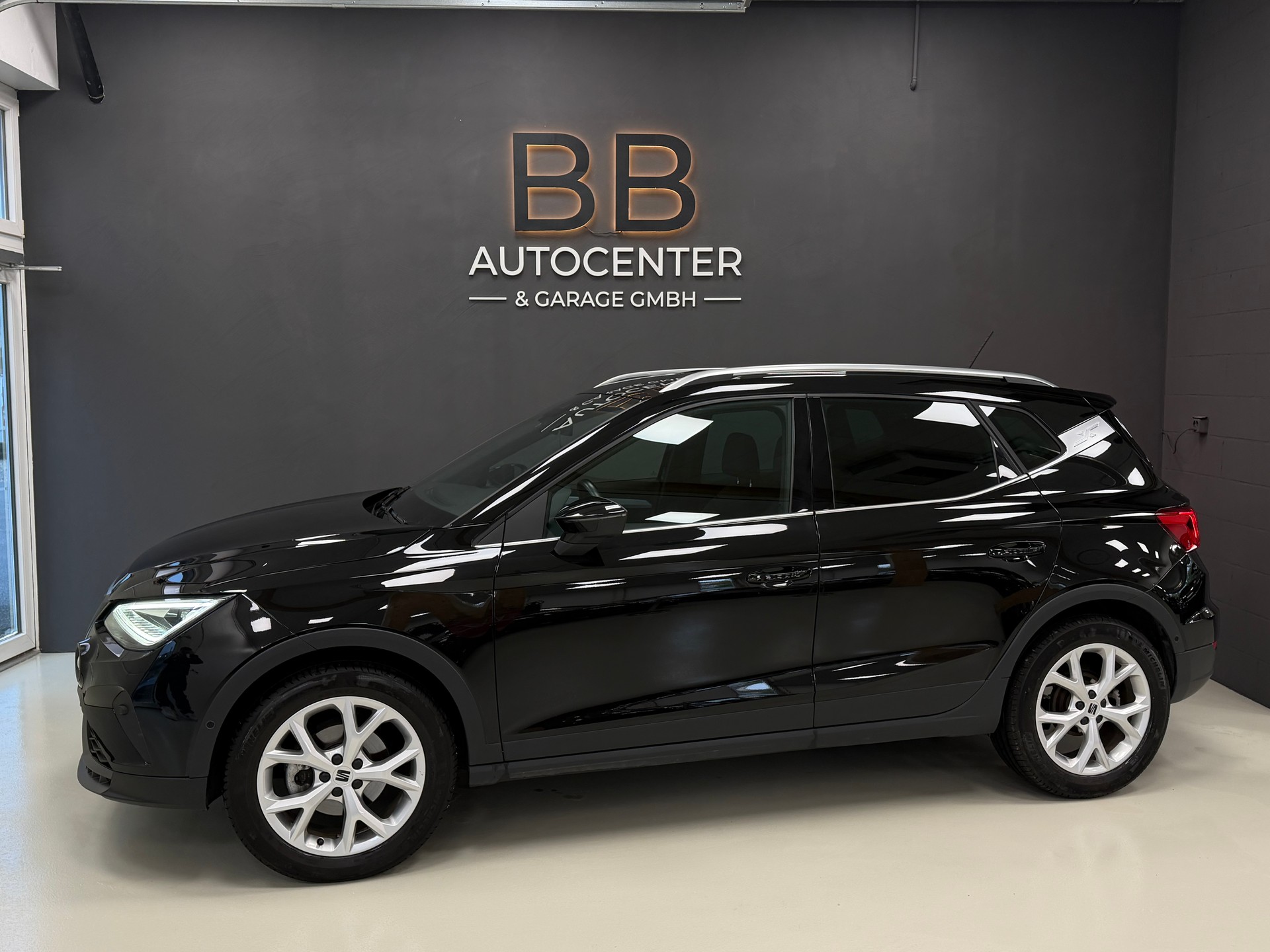 SEAT Arona 1.0 TSI Eco Hola FR DSG °° 5 Jahre / 100'000 KM Werksgarantie °°-showroom-element-2