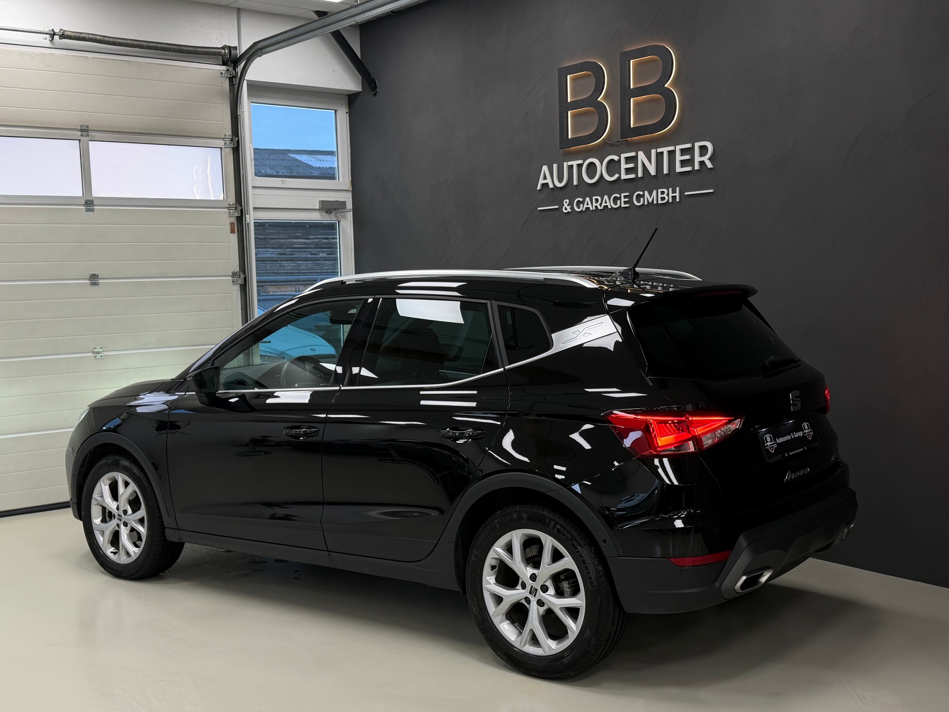 SEAT Arona 1.0 TSI Eco Hola FR DSG °° 5 Jahre / 100'000 KM Werksgarantie °°-image-4