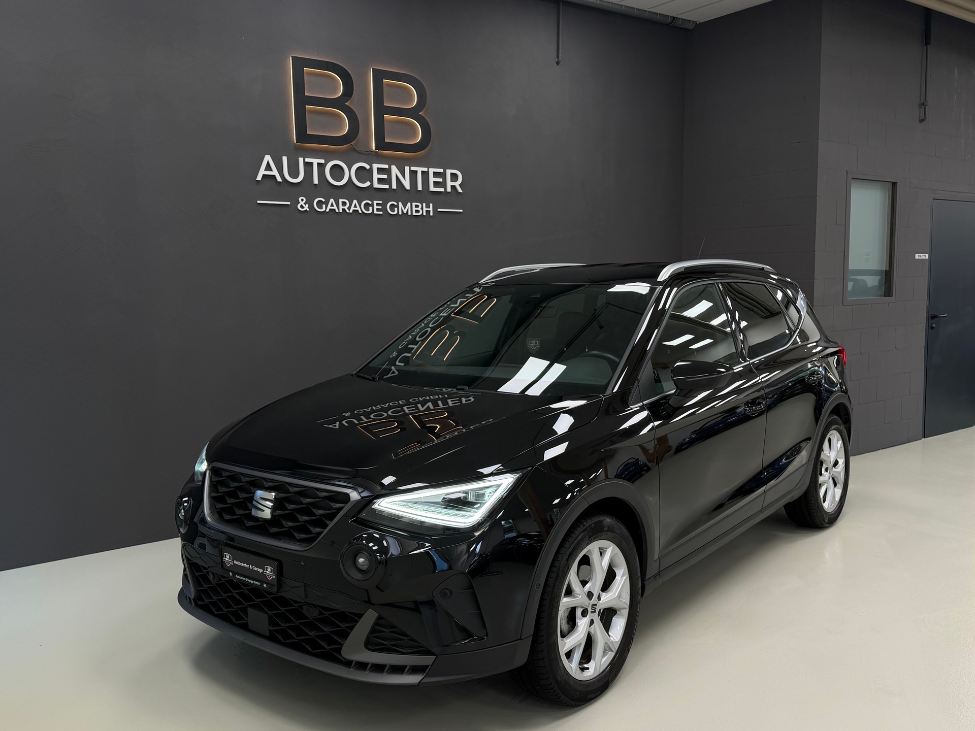 SEAT Arona 1.0 TSI Eco Hola FR DSG °° 5 Jahre / 100'000 KM Werksgarantie °°