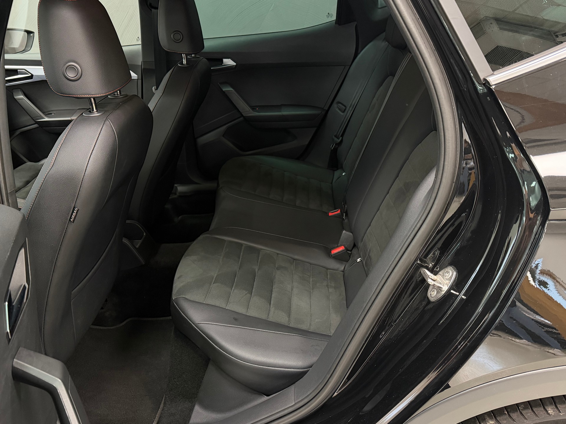 SEAT Arona 1.0 TSI Eco Hola FR DSG °° 5 Jahre / 100'000 KM Werksgarantie °°-image-11