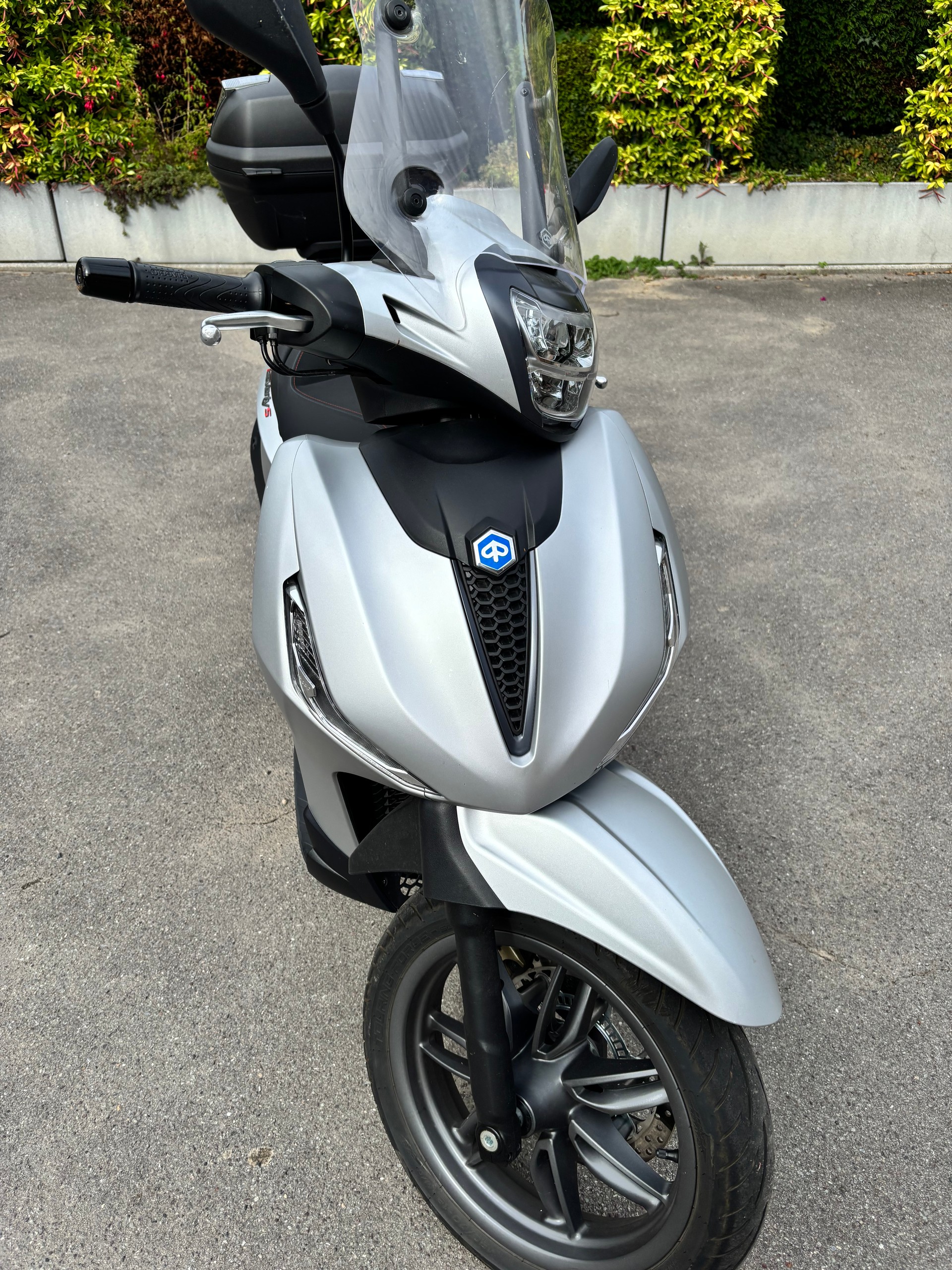 PIAGGIO Beverly 400 Sport-image-4