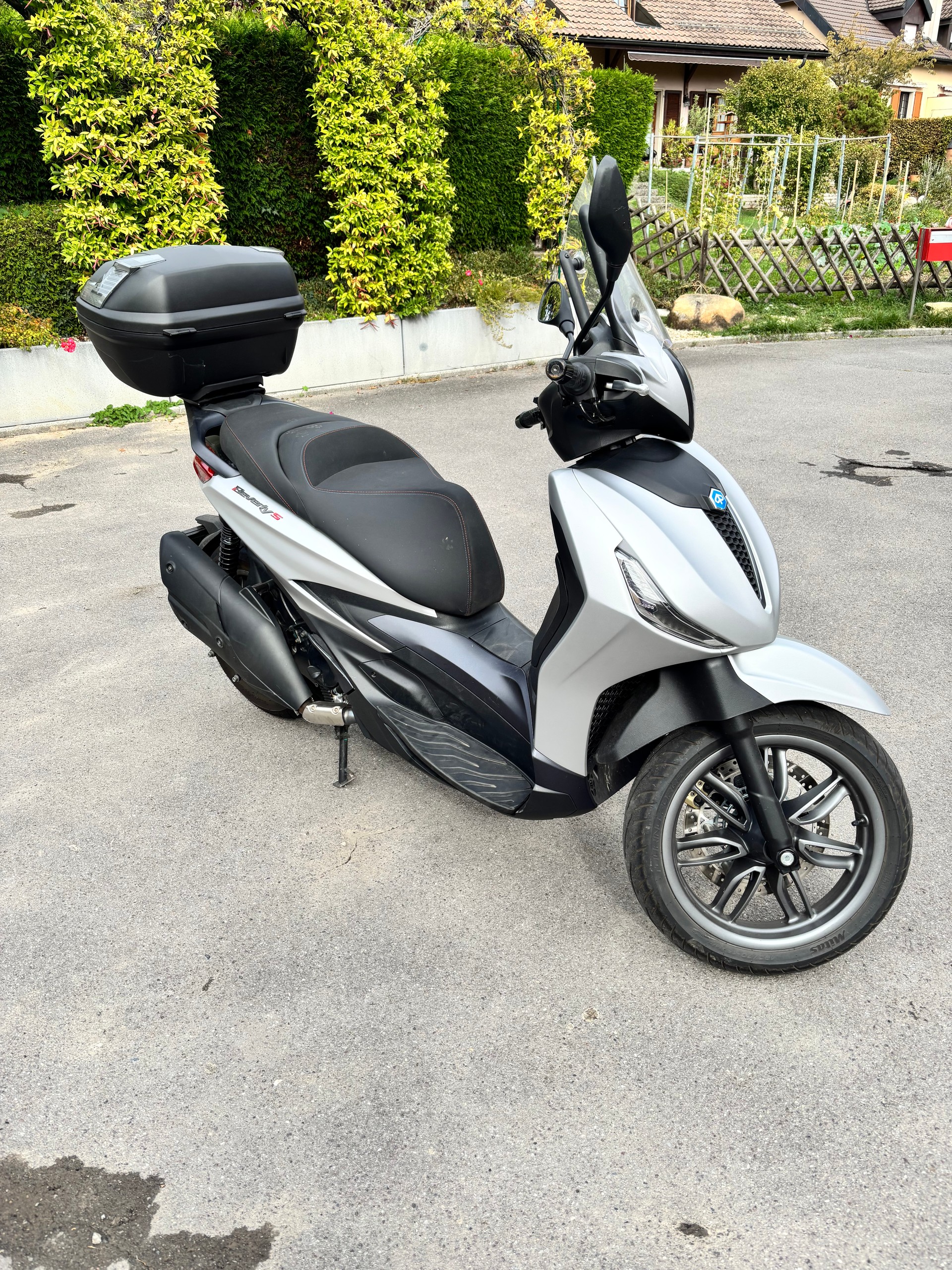 PIAGGIO Beverly 400 Sport-image-5