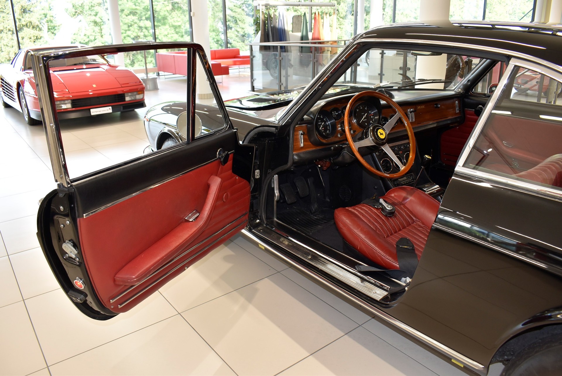 FERRARI 365 GTC-image-7