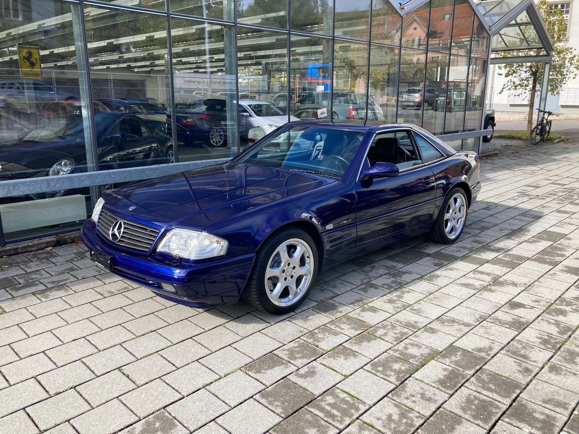 MERCEDES-BENZ SL 500 Edition Automatic-showroom-element-1