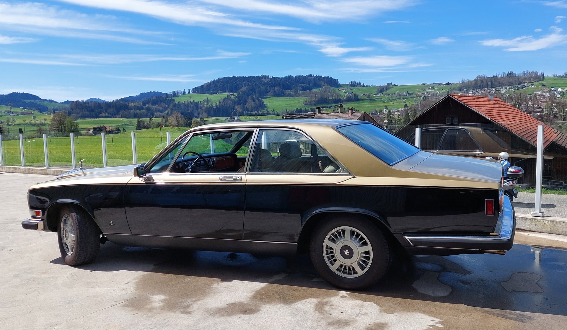 ROLLS-ROYCE Camargue-image-3