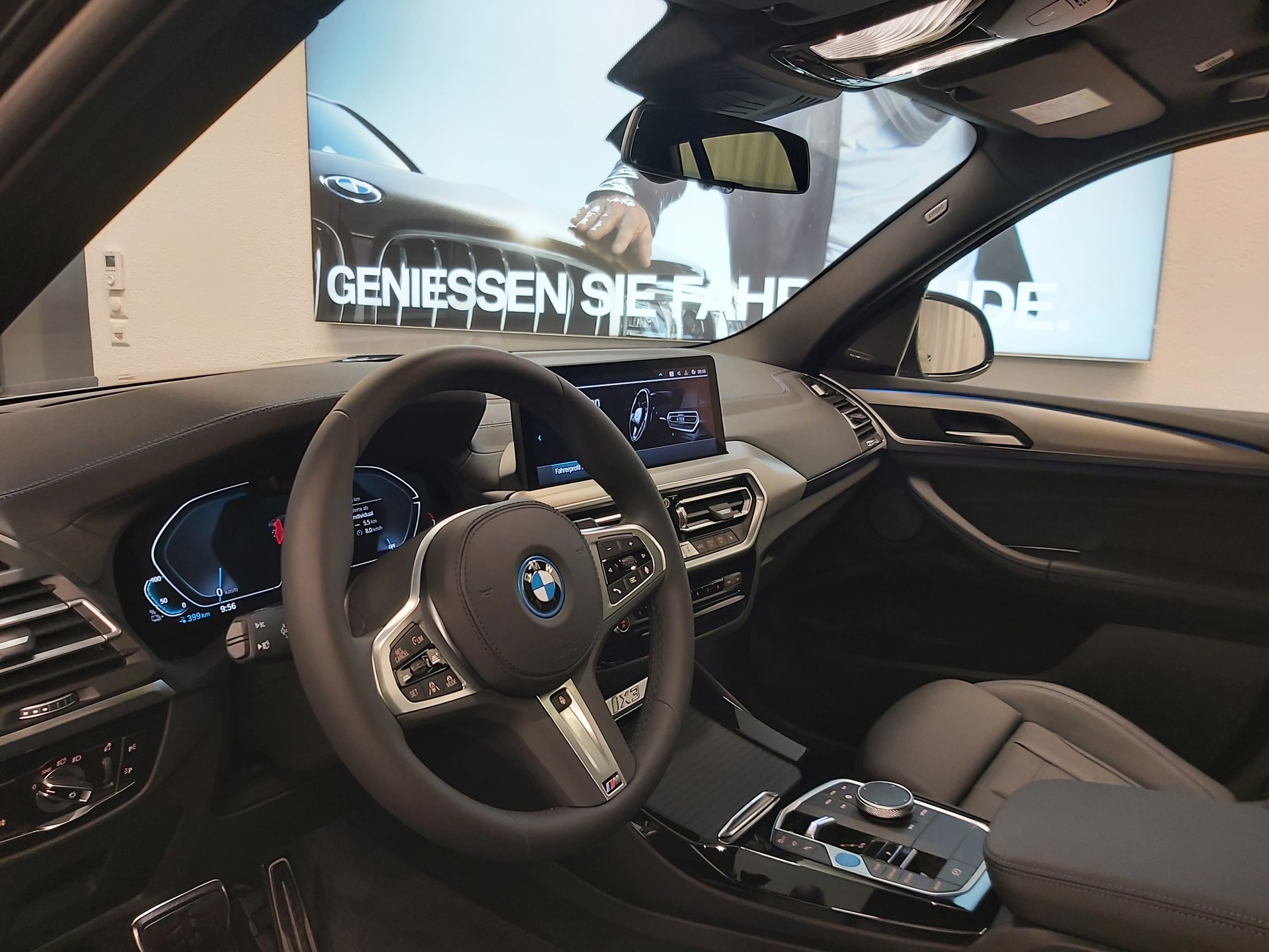 BMW iX3 Impressive-image-6