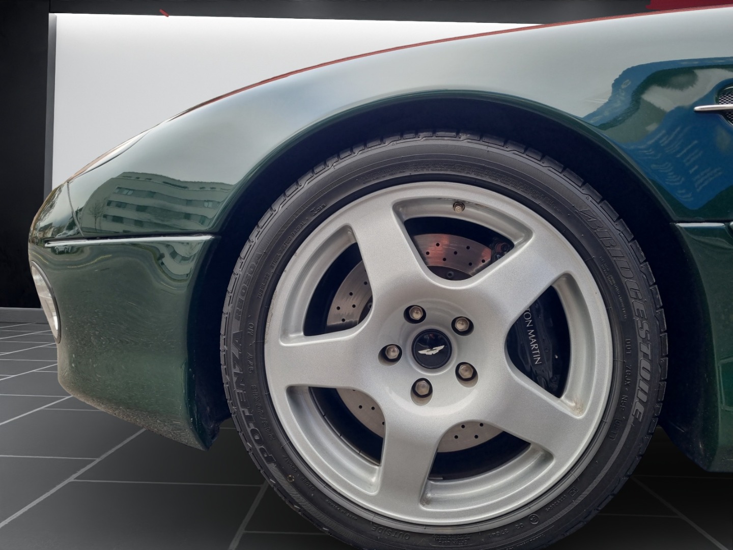 ASTON MARTIN DB7 Vantage Volante-image-7