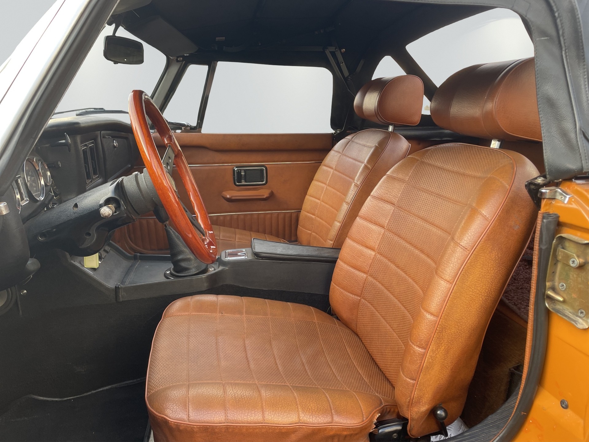 MG MGB-image-10