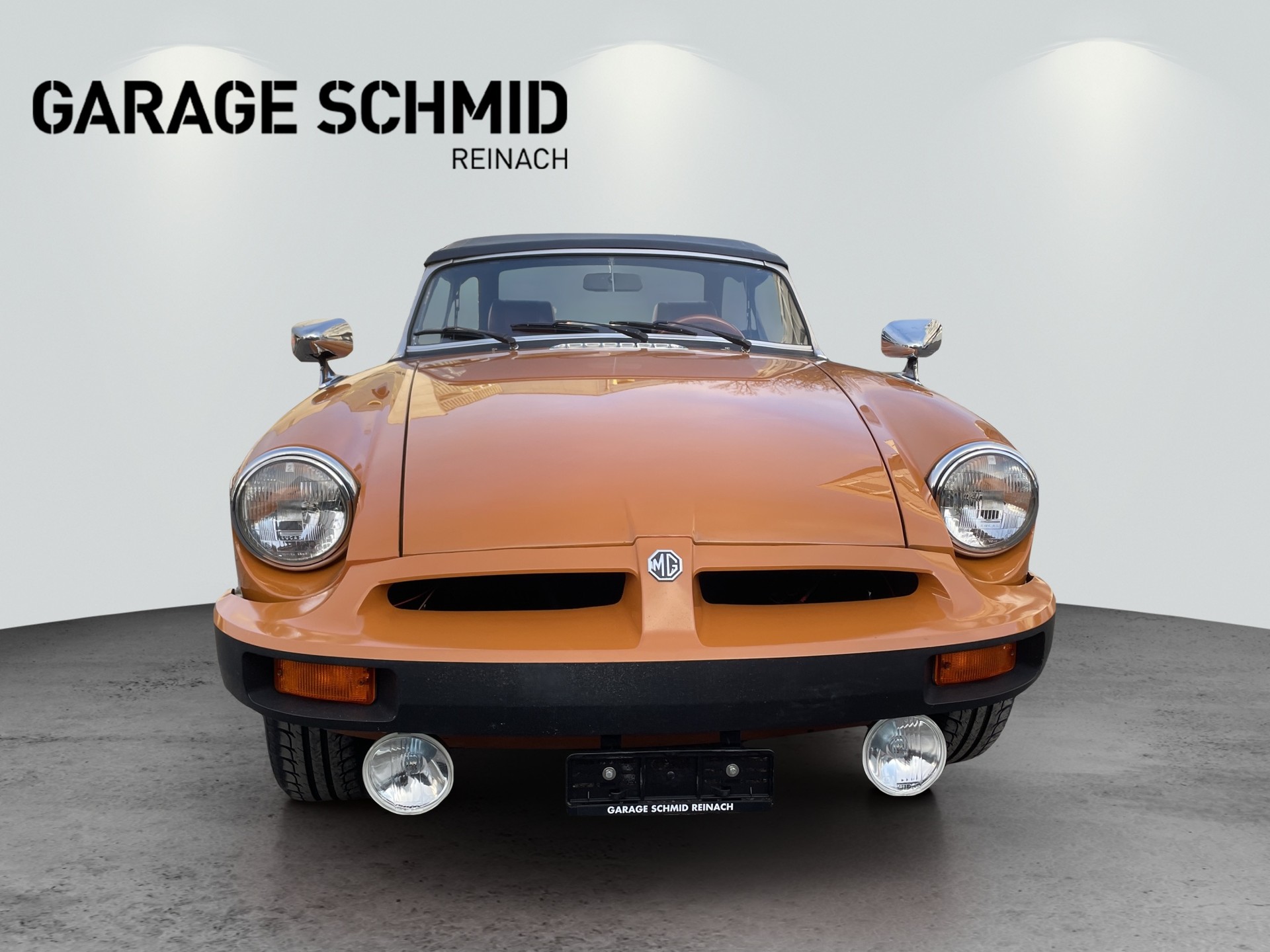 MG MGB-showroom-element-2