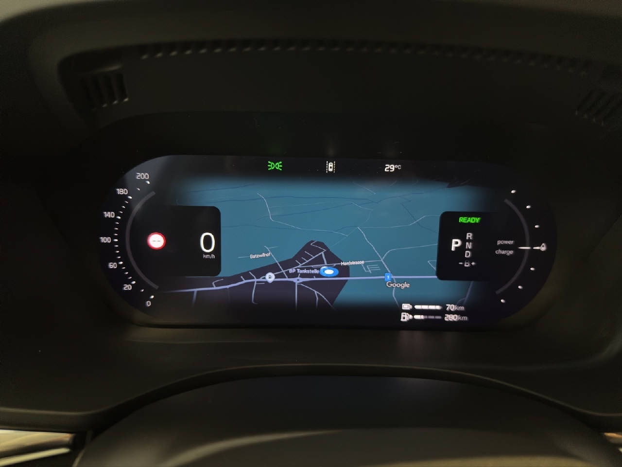 VOLVO XC60 2.0 T6 TE Ultra Dark eAWD-image-8