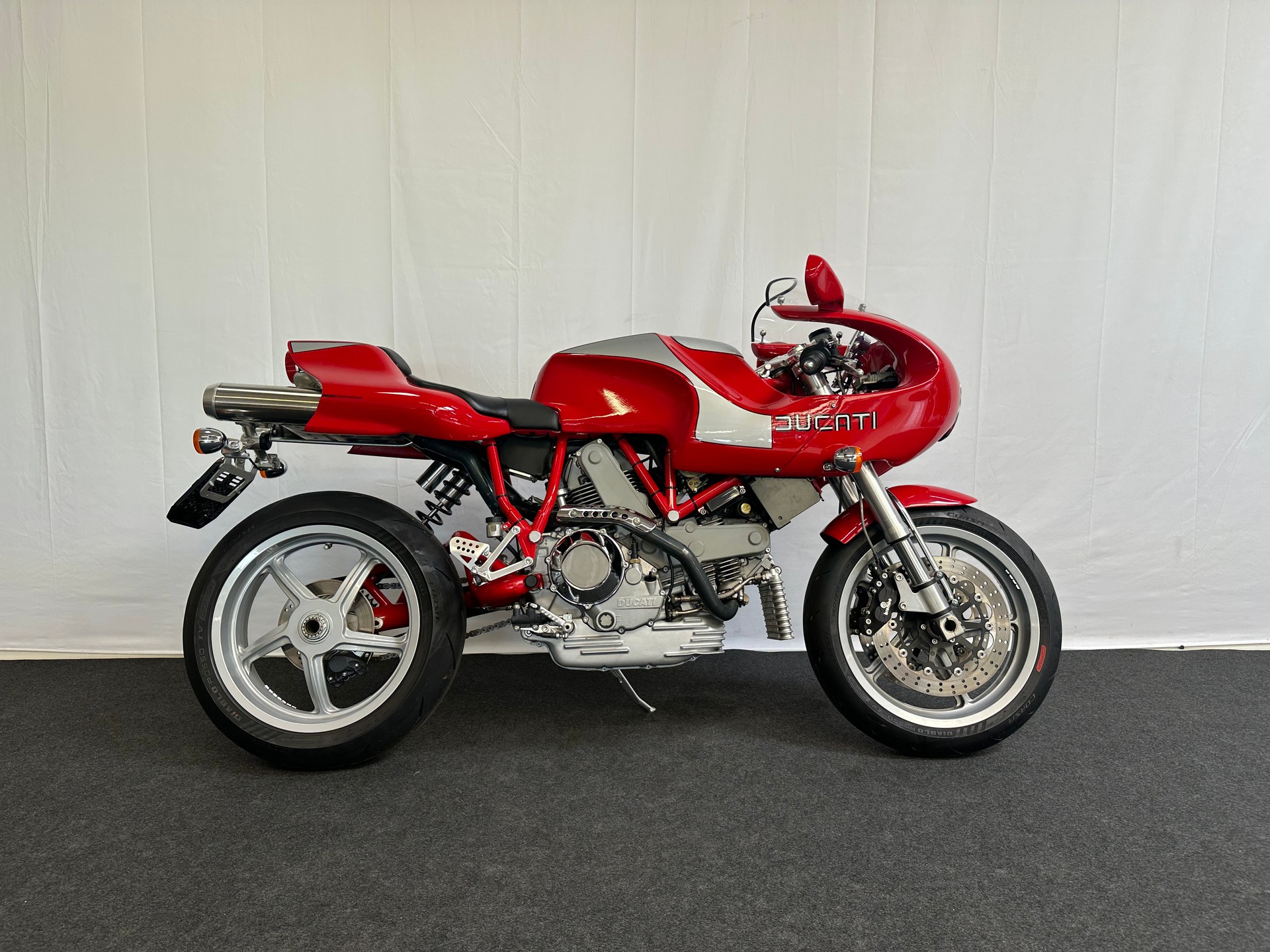 DUCATI MH 900e