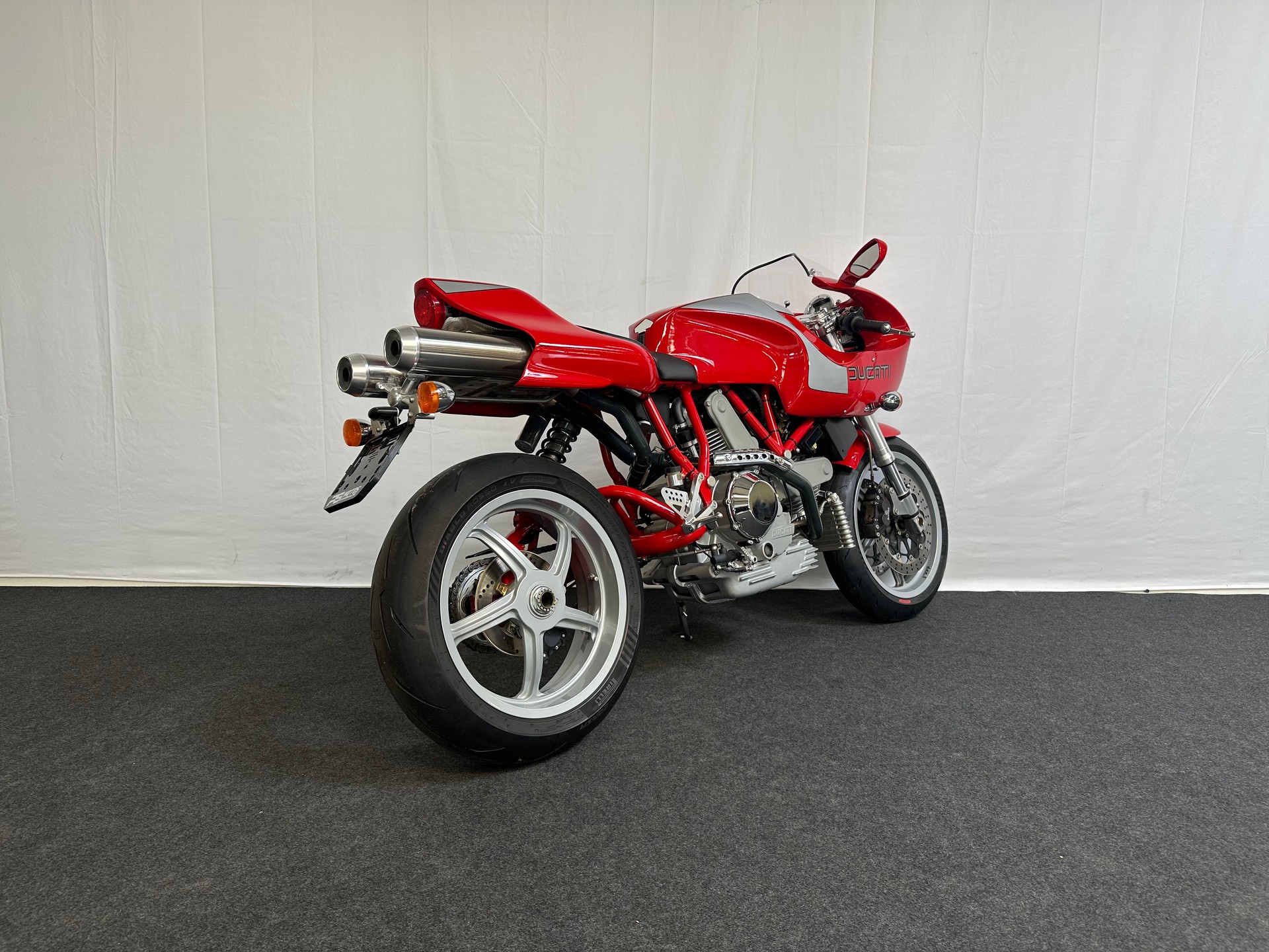 DUCATI MH 900e-image-6