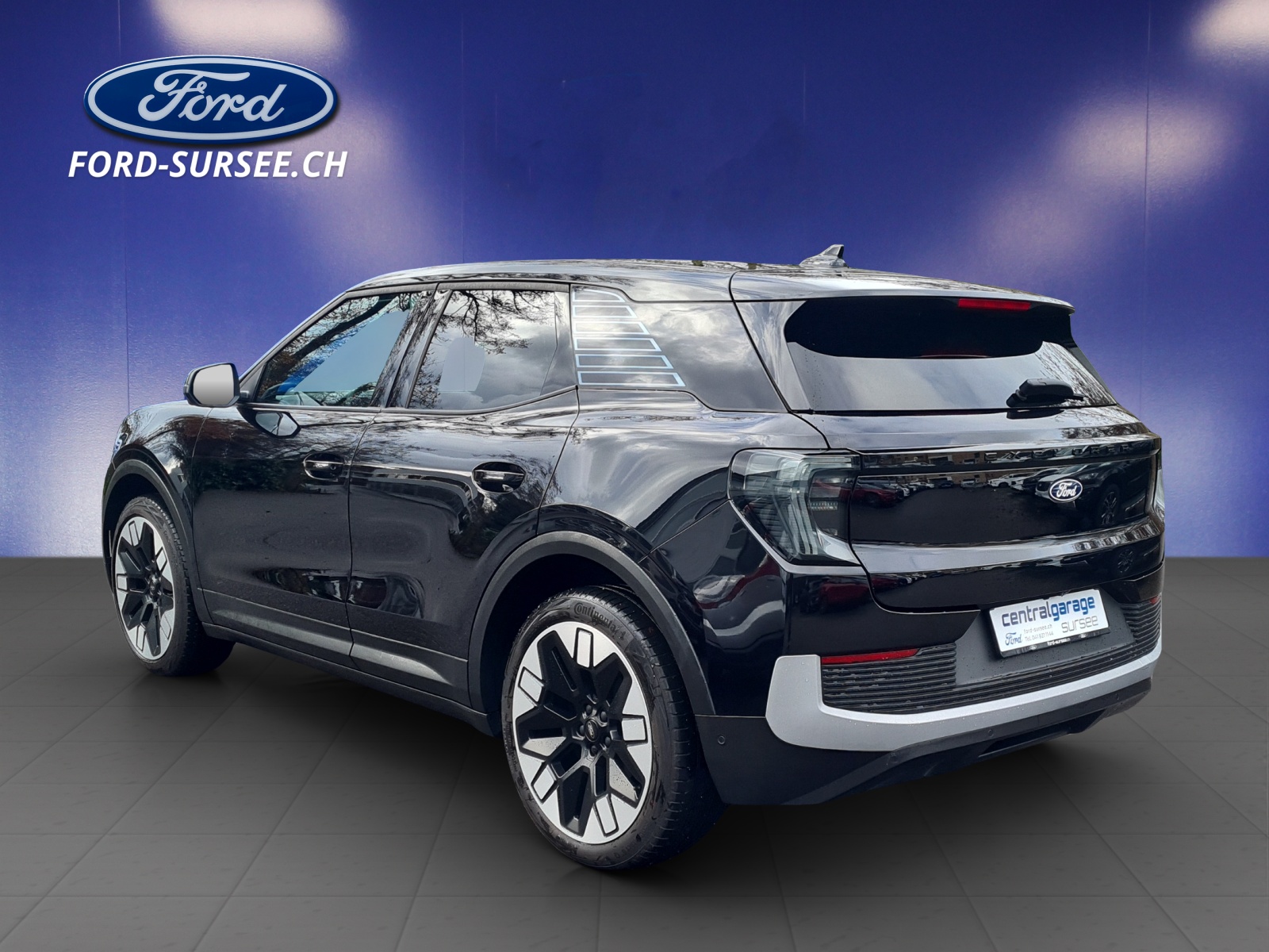 FORD Explorer Extended Range (79 kWh) Premium 4x4 AUTOMAT-showroom-element-2