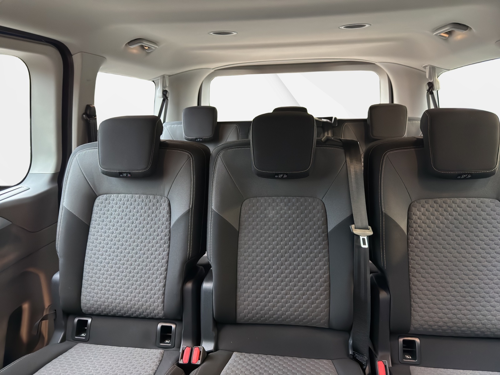 VW Caravelle 2.0 TDI Life Aut.8-image-12