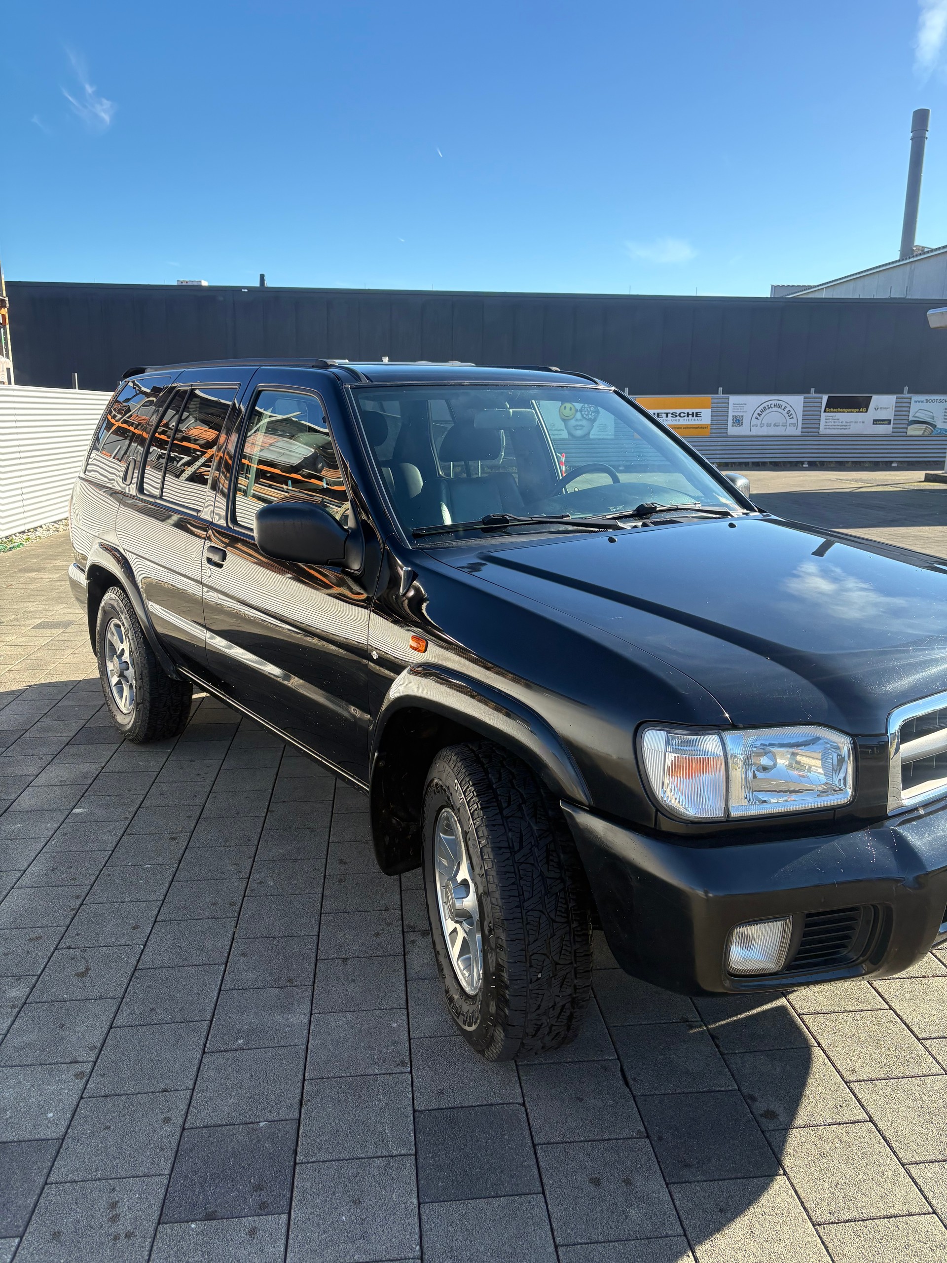 NISSAN Pathfinder 3.5 Exec. V6-image-2