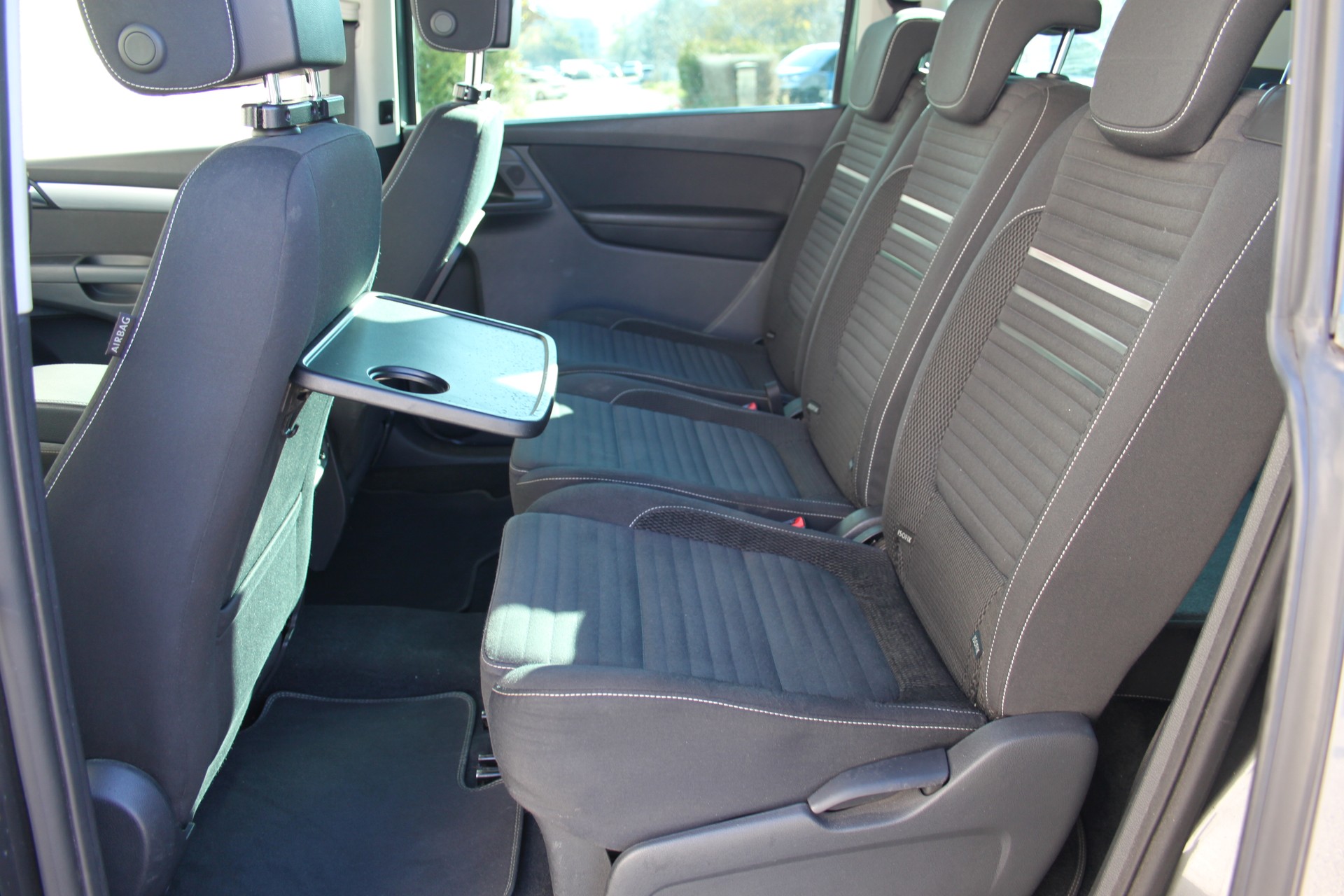 VW Sharan 2.0 TDI BMT Comfortline 4Motion-image-8