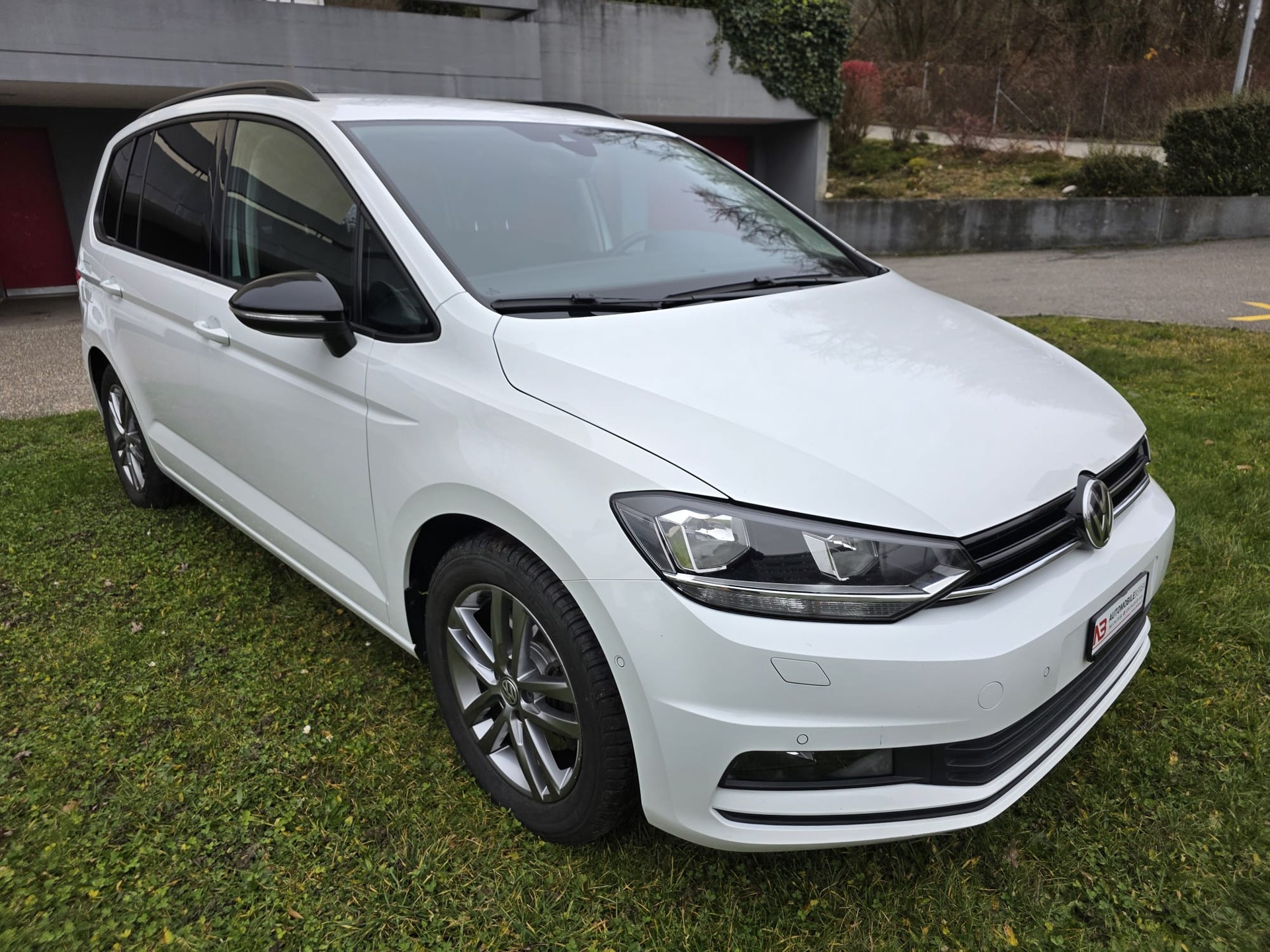 VW Touran 2.0 TDI BlueMotion Technology Highline DSG 190PS
