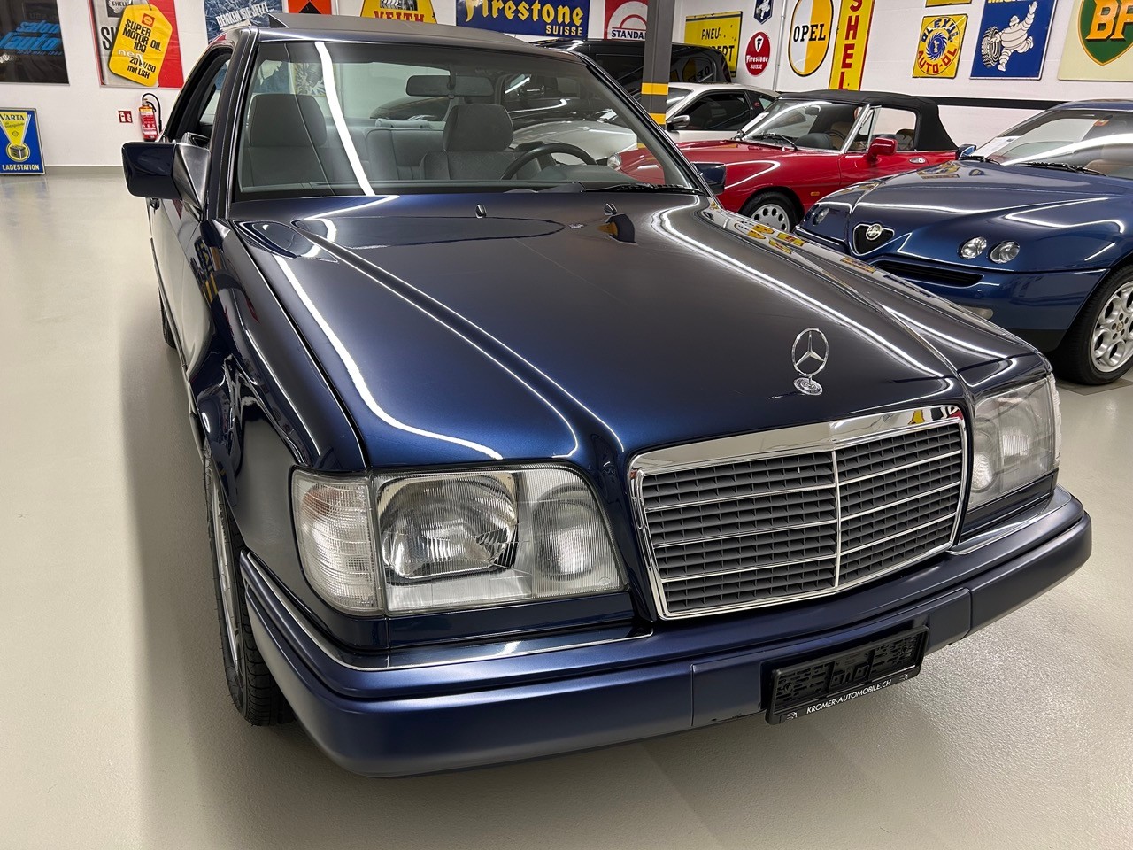 MERCEDES-BENZ E 220-image-6