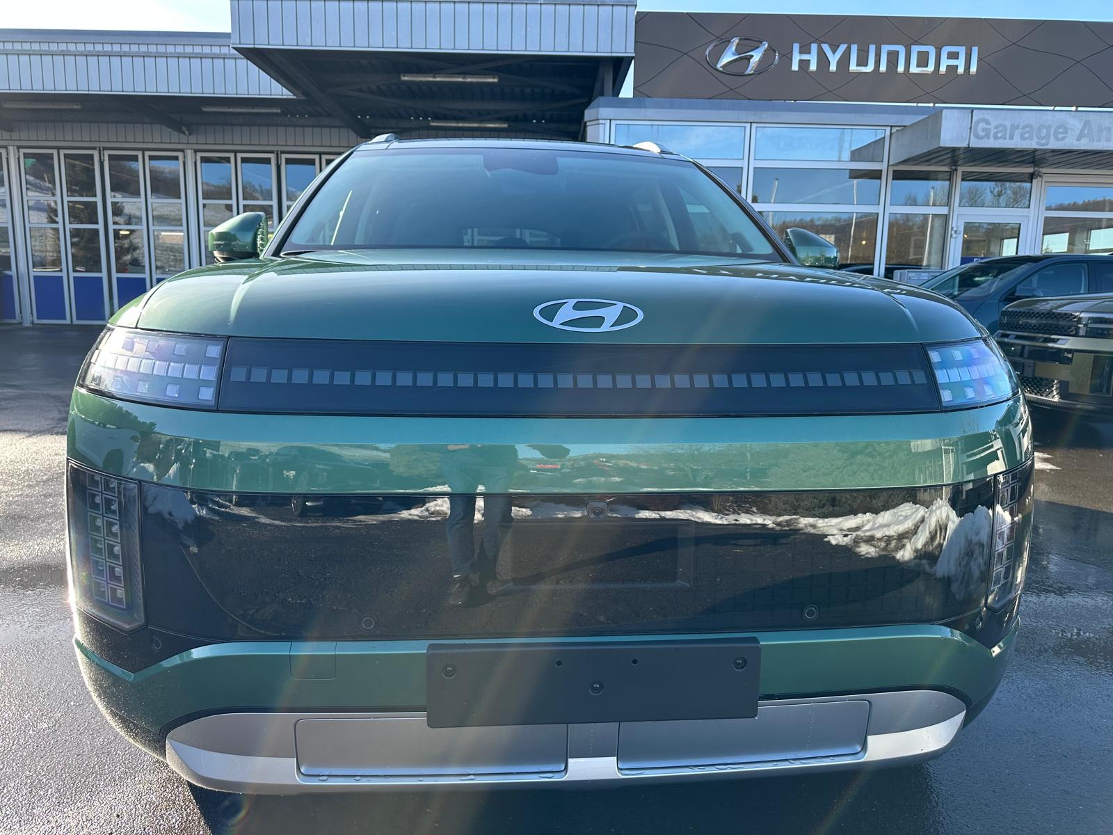HYUNDAI Ioniq 9 110kWh Vertex 4WD-showroom-element-1