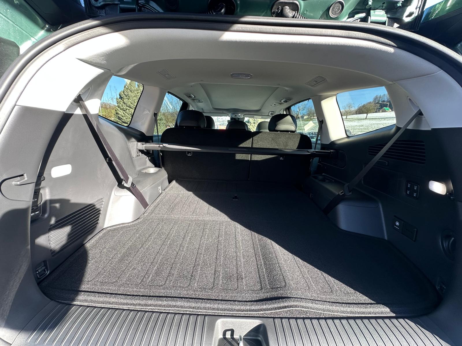 HYUNDAI Ioniq 9 110kWh Vertex 4WD-image-6